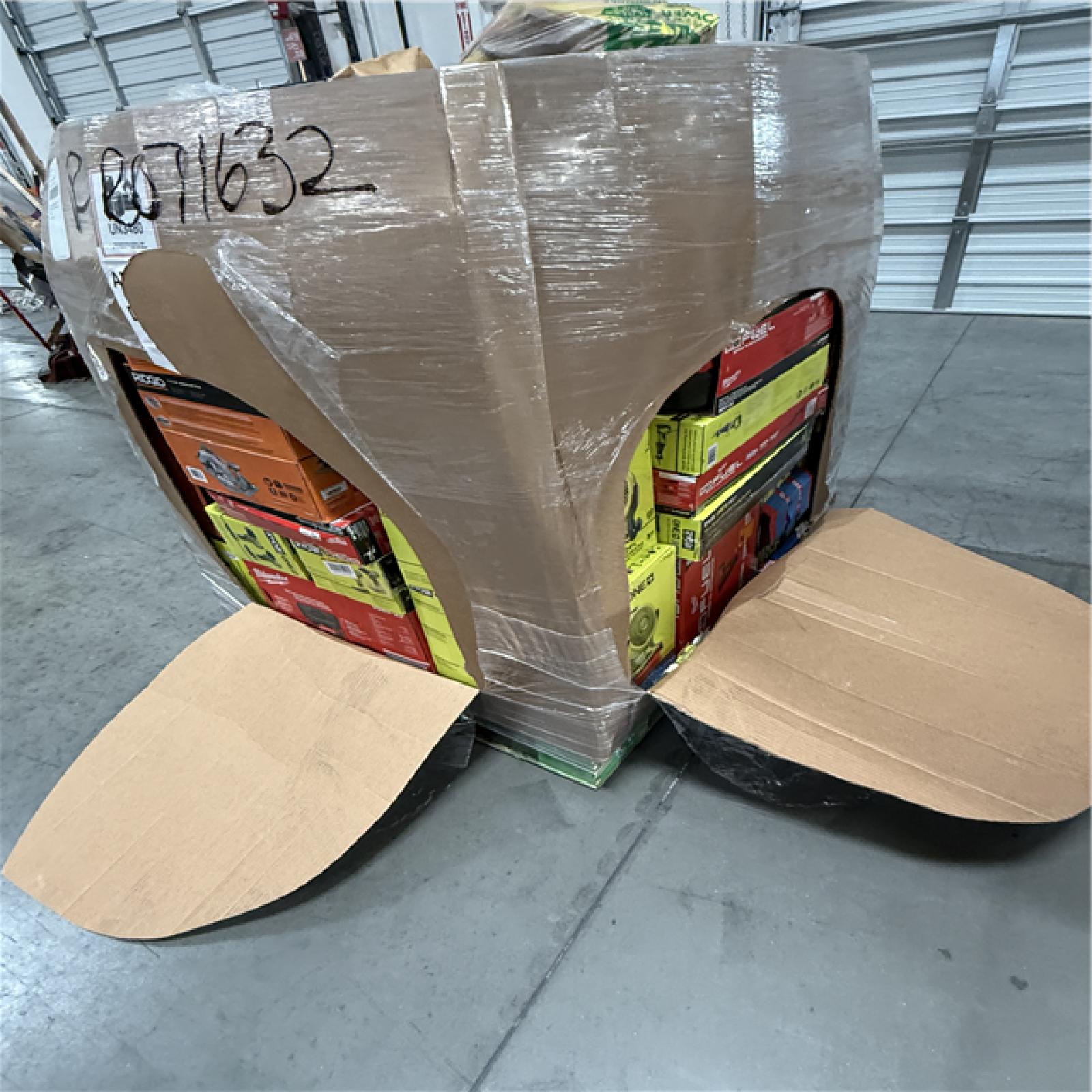 California AS-IS POWER TOOLS Partial Lot (3 Pallets) P-R071632