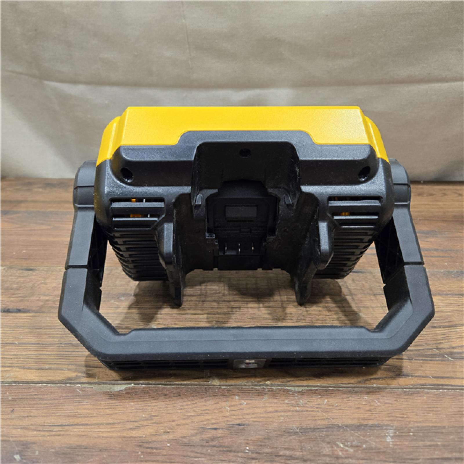 AS-IS DeWalt 20-Volt MAX Compact Task Light (Tool Only)