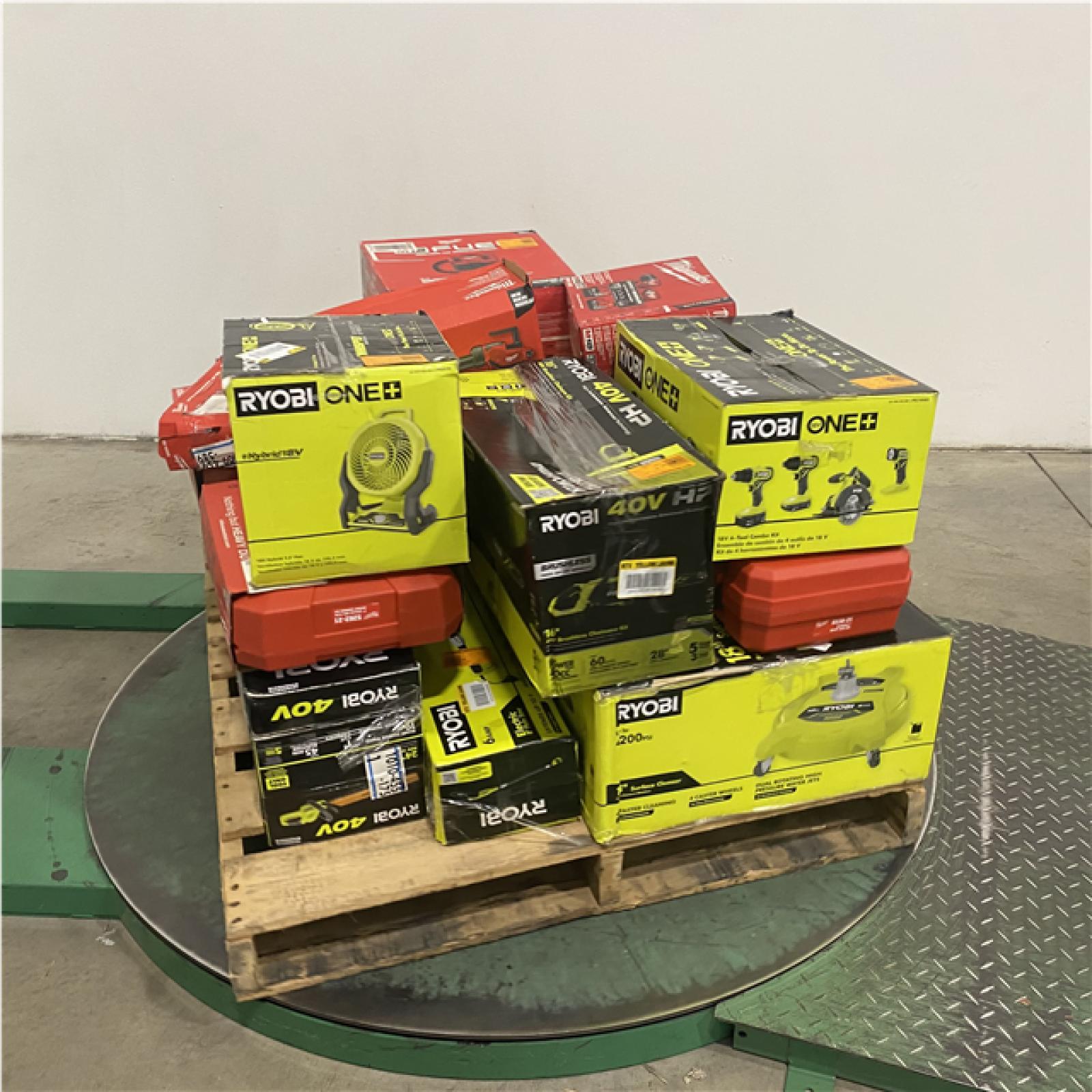 Dallas Location - As-Is Tool Pallet