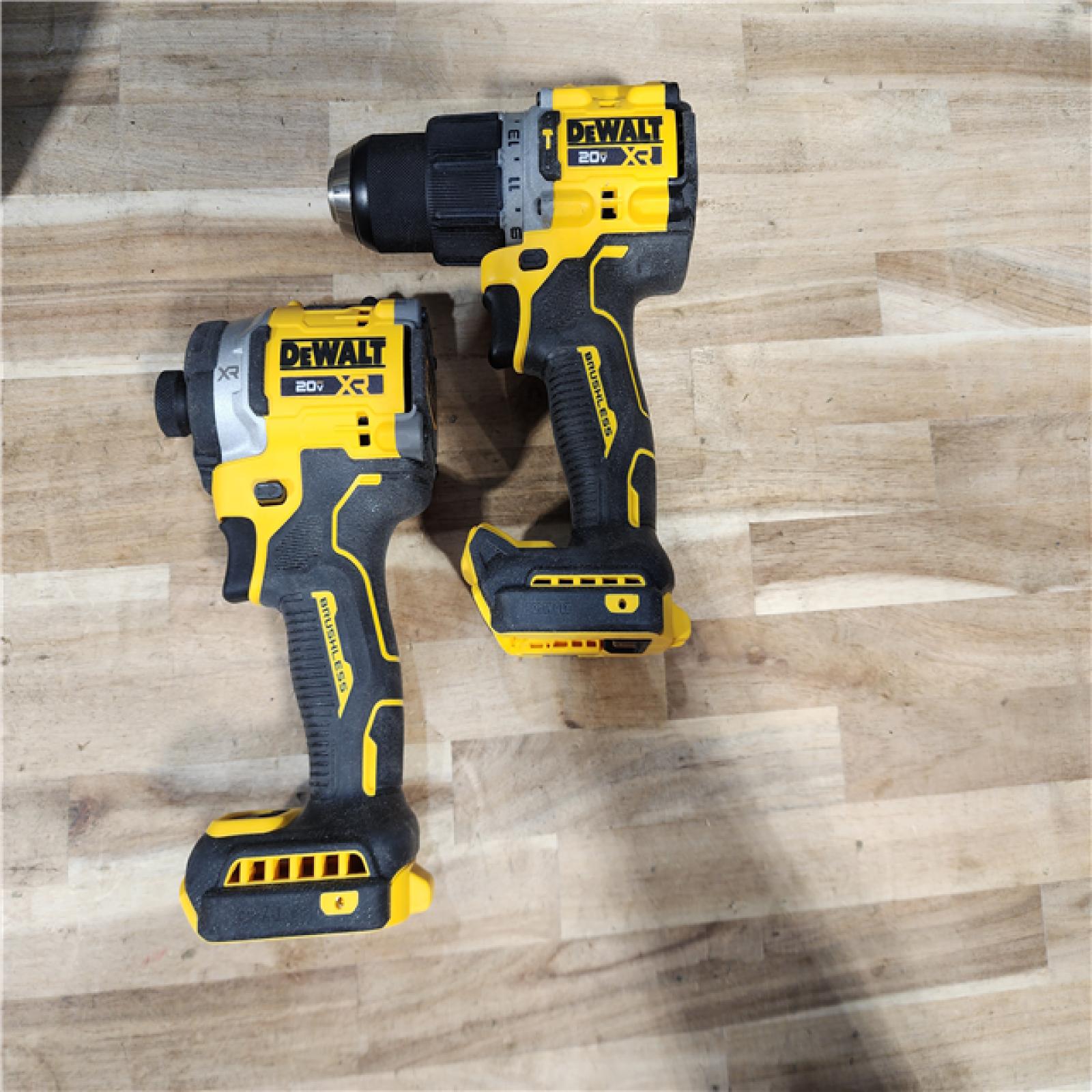 HOUSTON LOCATION - AS-IS DEWALT 2 TOOL COMBO KIT W/ (2) BATTERY & CHARGER`