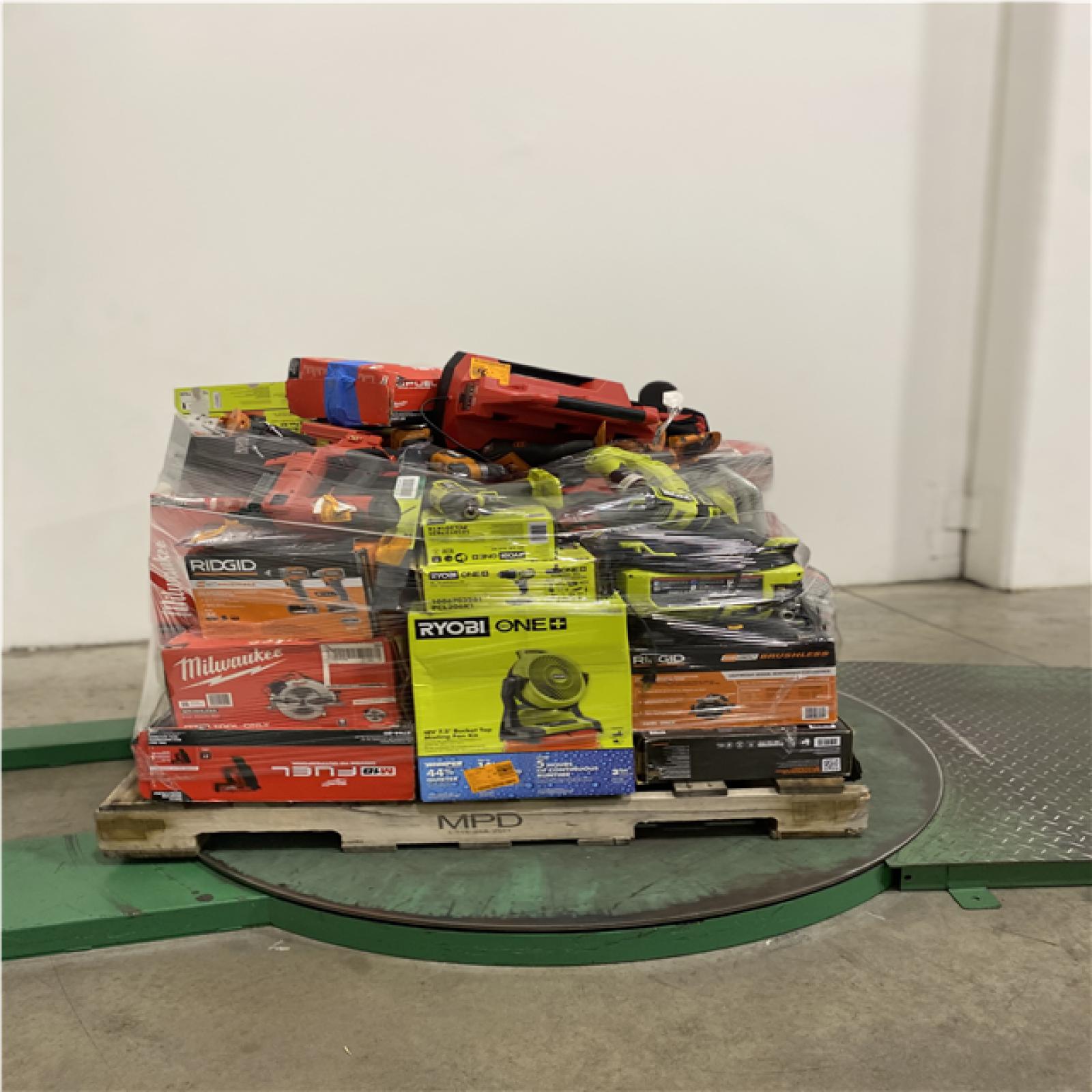 Dallas Location - As-Is Tool Pallet