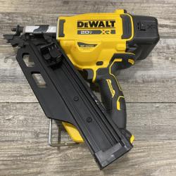AS-IS DEWALT 20V 30 Degree Cordless Framing Nailer (Tool-Only)