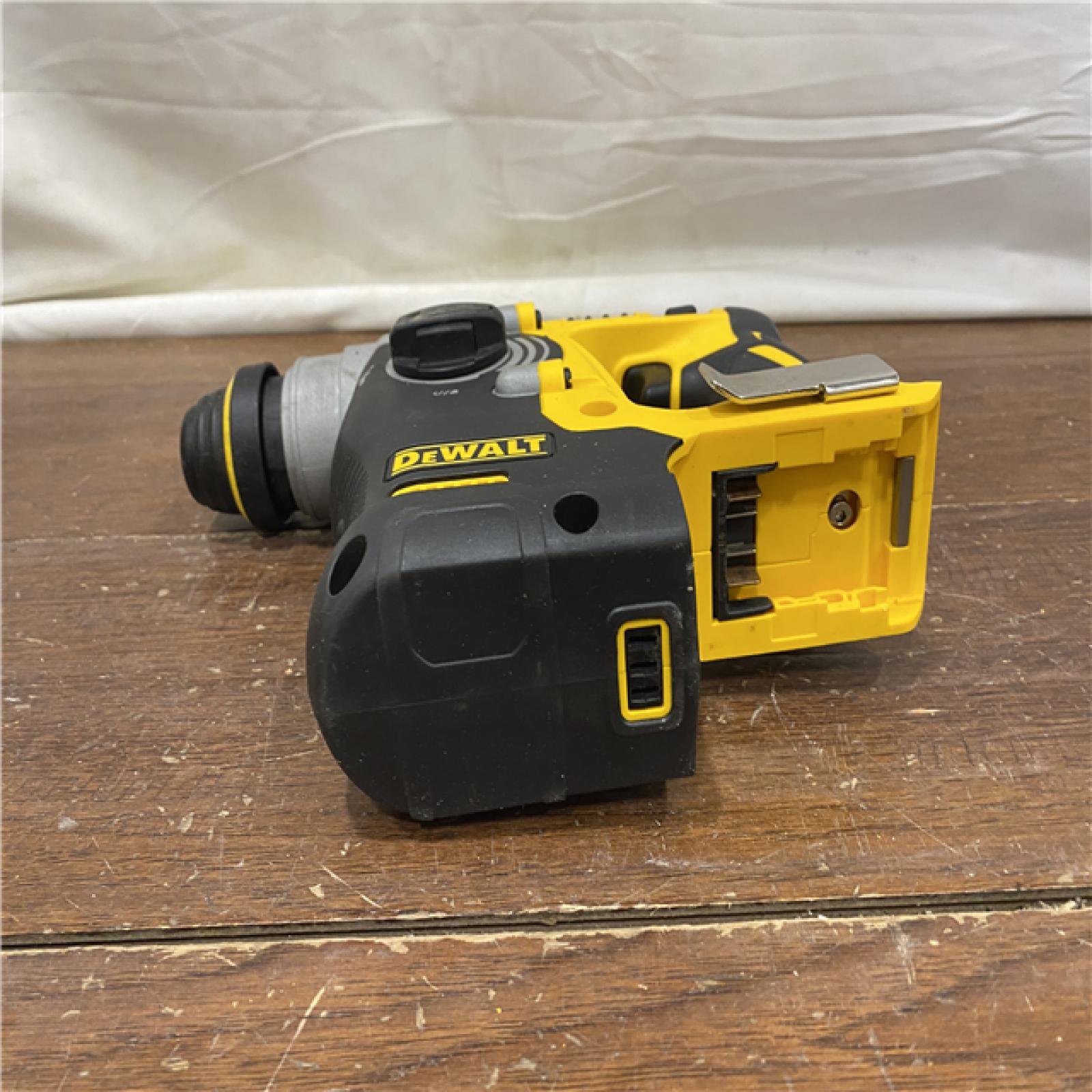 AS-IS Dewalt | SDS 20-V Cordless Rotary Hammer
