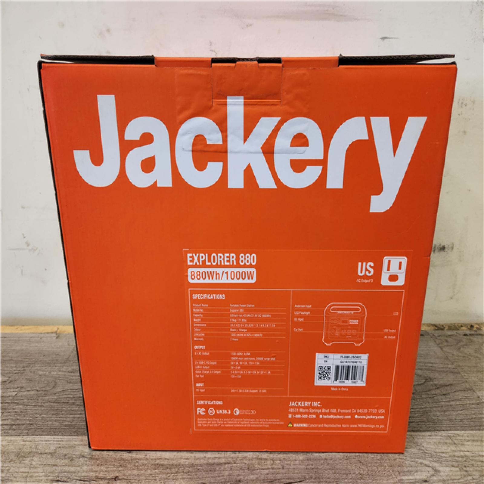 Phoenix Location LIKE NEW Jackery Explorer 880, 880Wh/1000W Model No: Explorer 880