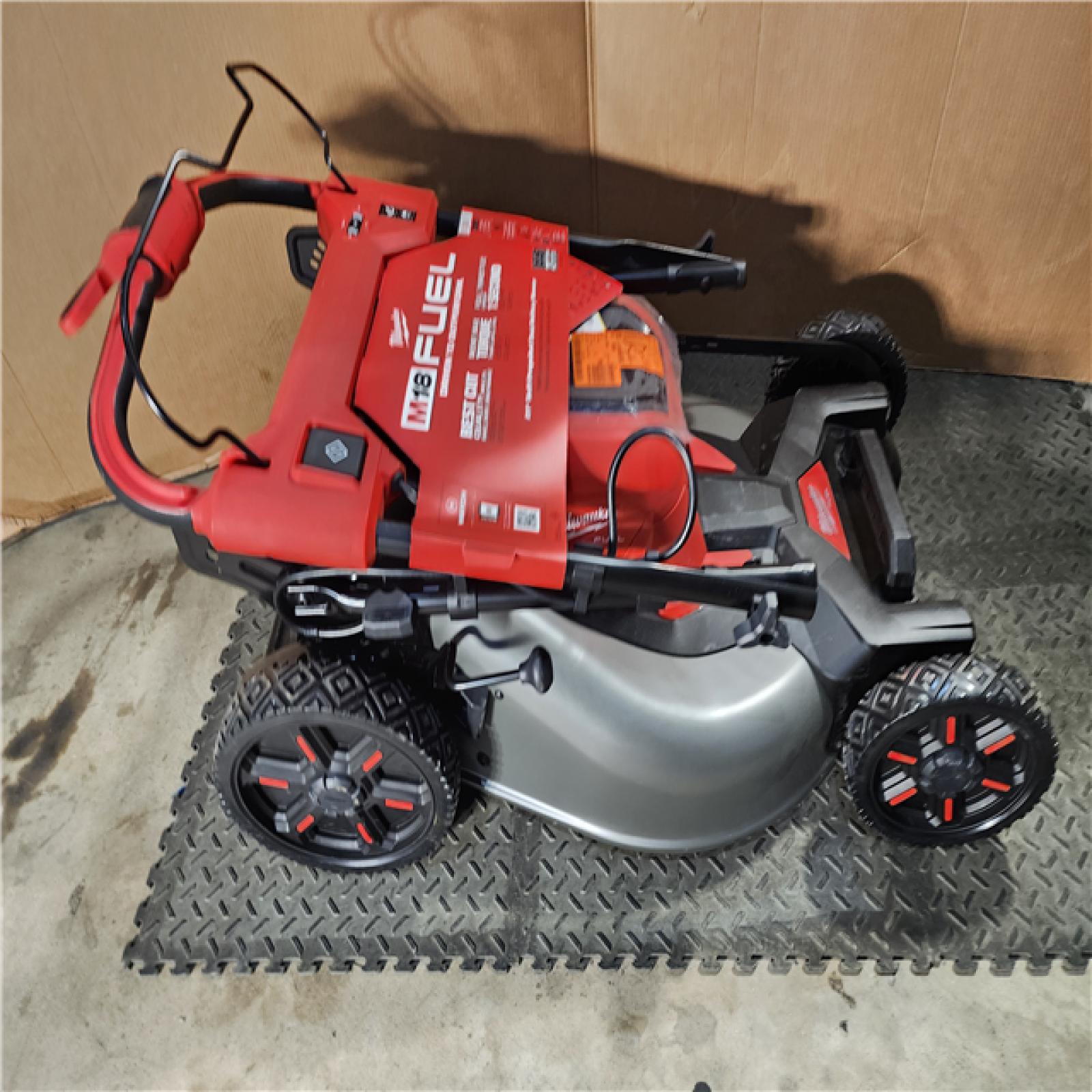 HOUSTON LOCATION - AS-IS Milwaukee M18 FUEL Brushless Cordless 21 in. Walk Behind Dual Battery Self-Propelled Mower (Tool Only)
