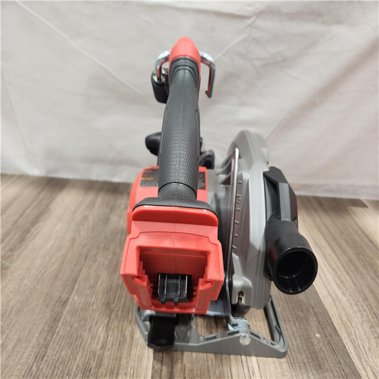 AS-IS- Milwaukee M18 FUEL 7-1/4 Inch Circular Saw (TOOL ONLY)