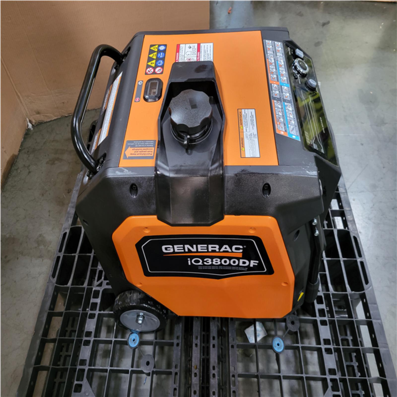 CALIFORNIA AS-IS GENERAC 3 800/3 000-WATT DUAL FUEL INVERTER GENERATOR  FULLY ENCLOSED CASE