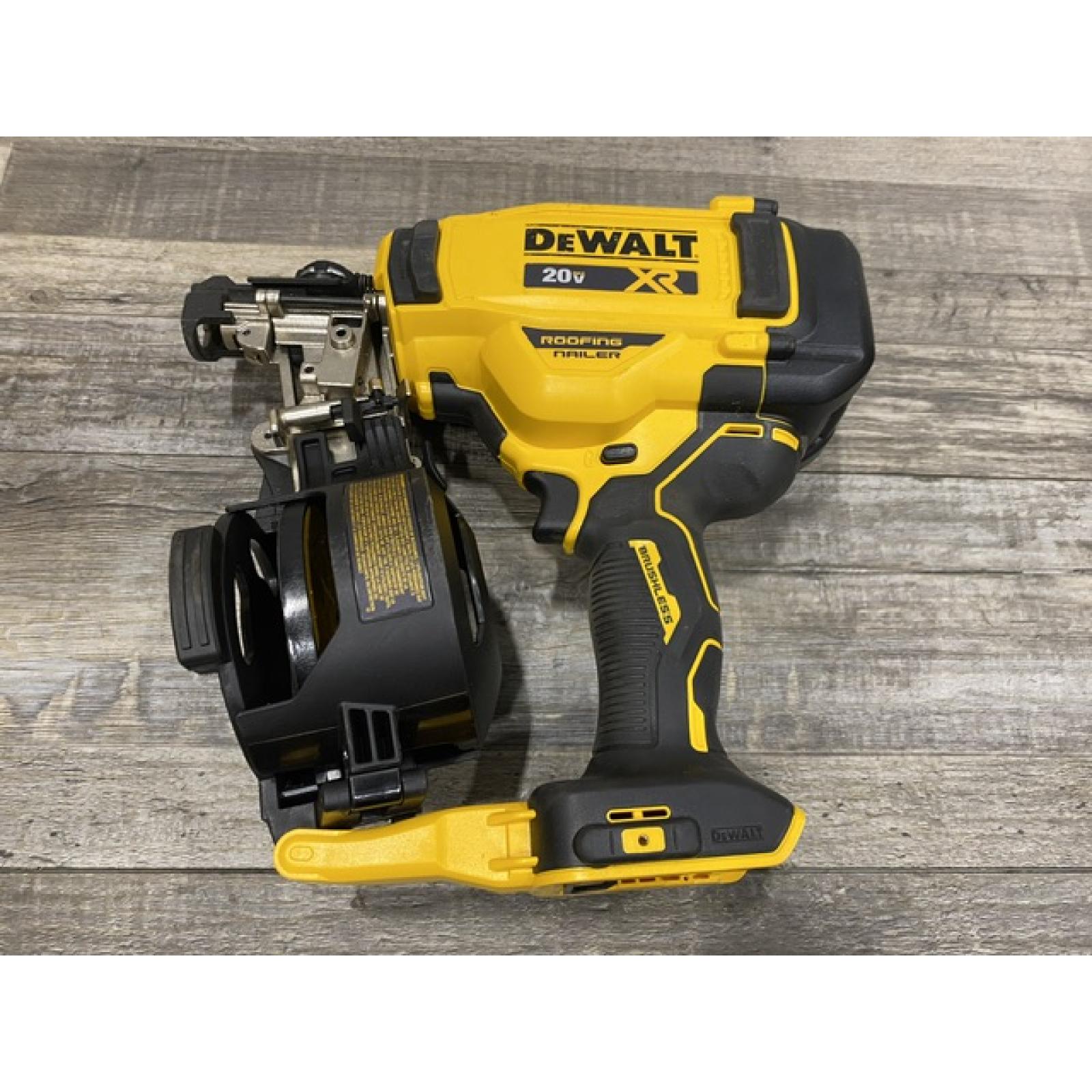 AS-IS DEWALT 20V MAX Lithium-Ion 15-Degree Electric Cordless Roofing Nailer Kit