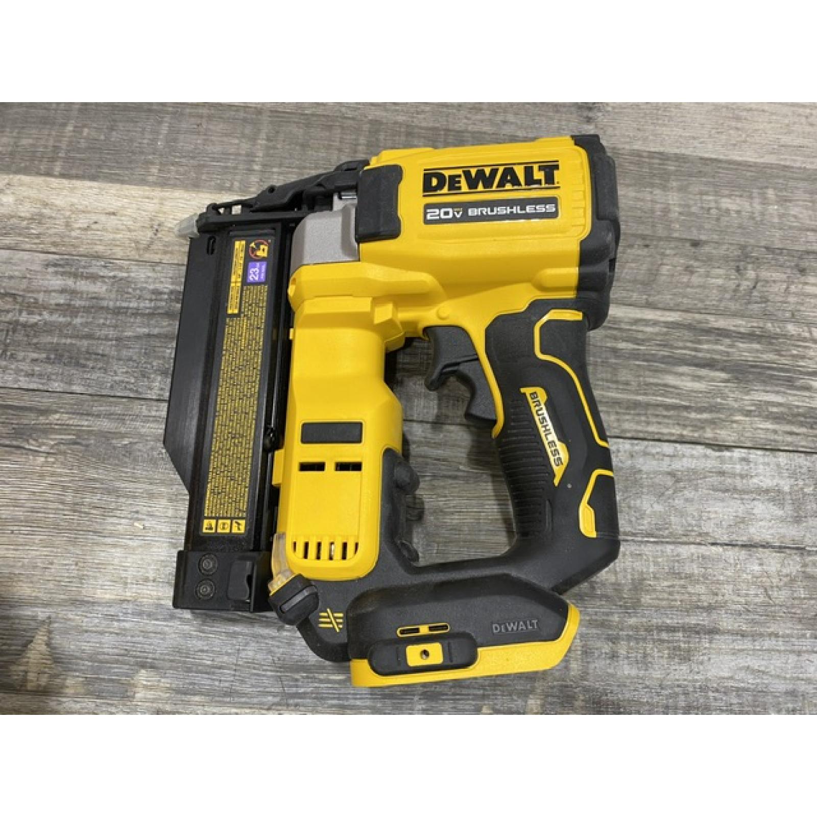 AS-IS DEWALT ATOMIC 20V MAX Lithium Ion Cordless 23 Gauge Pin Nailer Kit