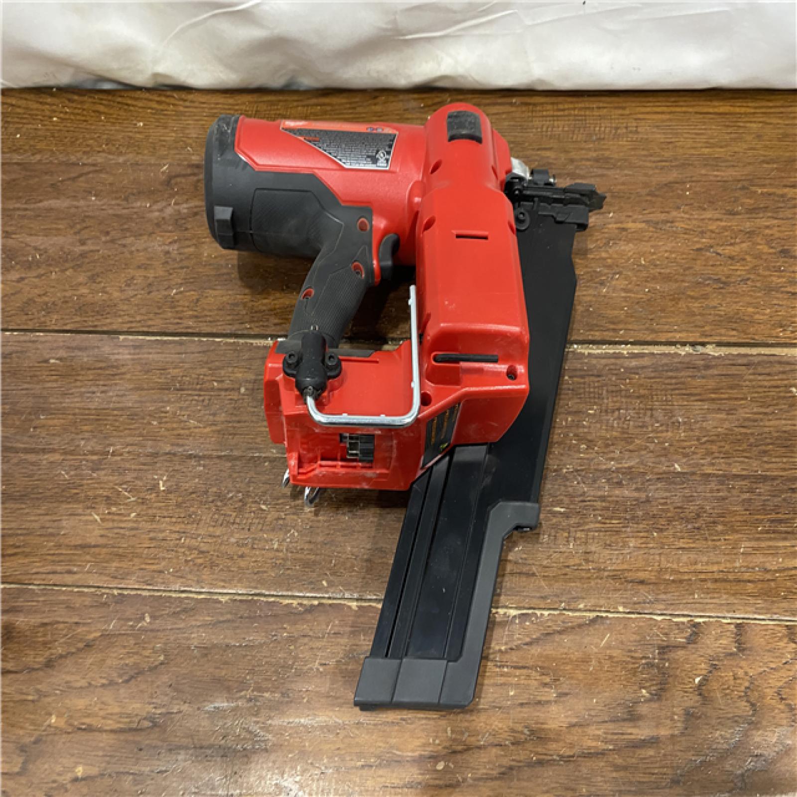 AS-IS Milwaukee 2744-20 M18 FUEL 21-Degree Cordless Framing Nailer (Tool Only)