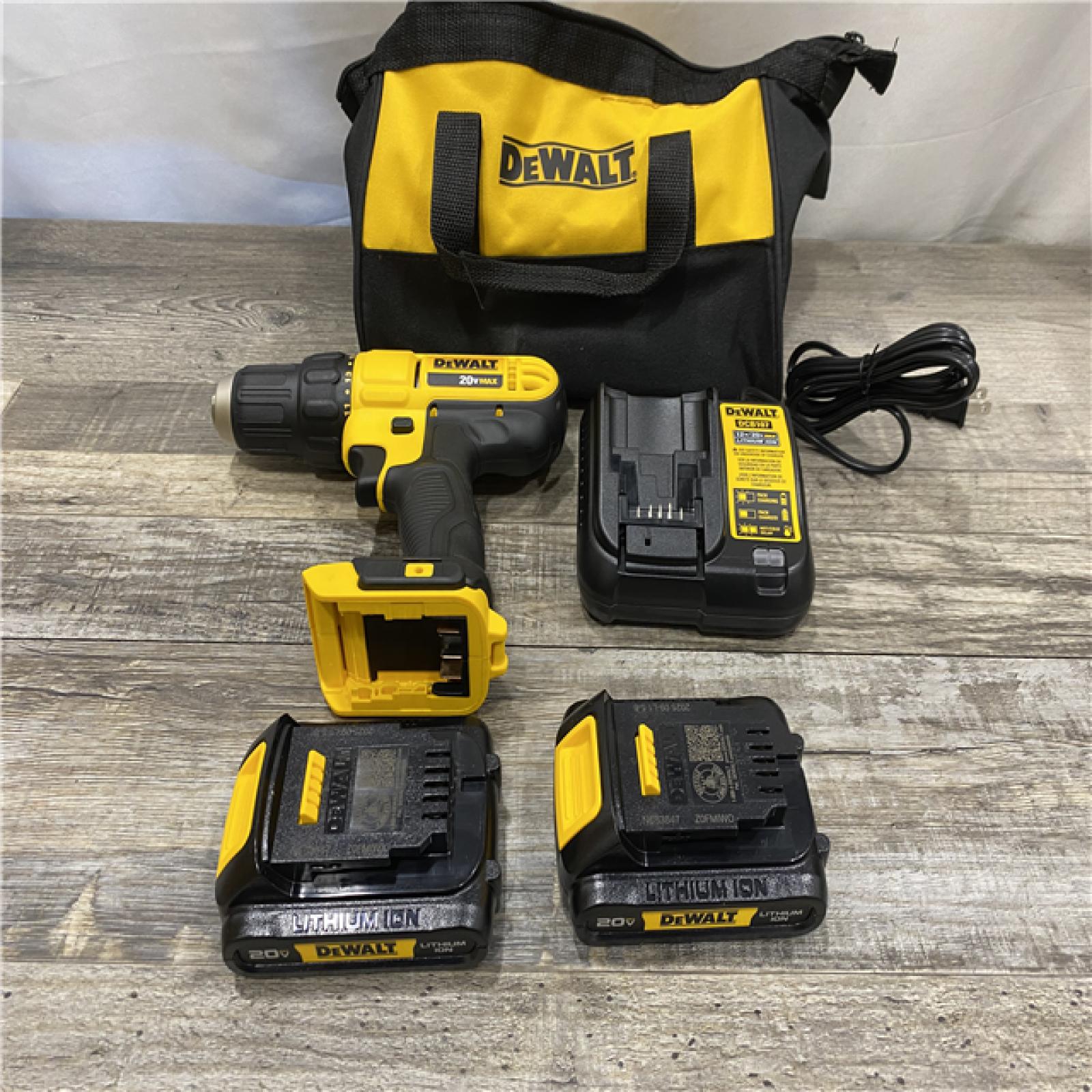 AS-IS DEWALT 20V MAX Cordless 1/2 in. Drill/Driver Kit