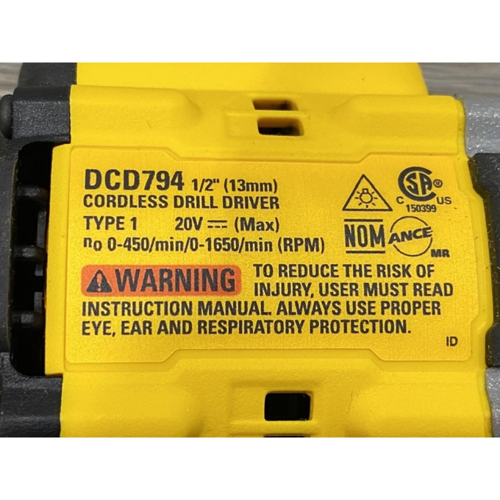 AS-IS DEWALT Atomic 20V Lithium-Ion Cordless Compact 1/2 in. Drill/Driver Kit