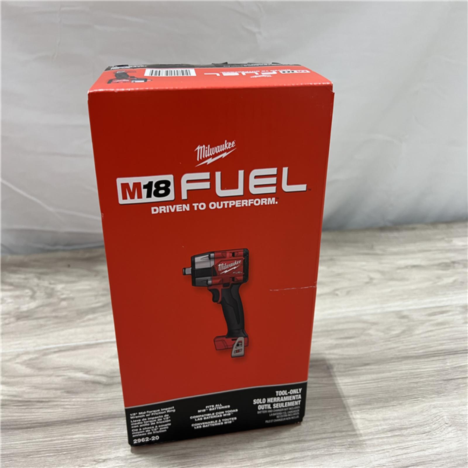 NEW Milwaukee FUEL Gen-2 18V Lithium-Ion Brushless Cordless Mid Torque 1/2 in. Impact Wrench w/Friction Ring (Tool-Only)