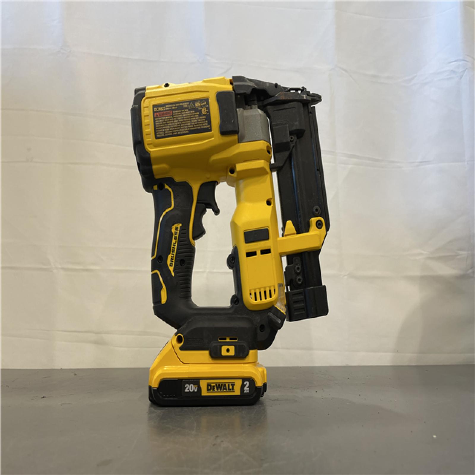 AS-IS - DeWalt ATOMIC 20V MAX Lithium Ion Cordless 23 Gauge Pin Nailer Kit
