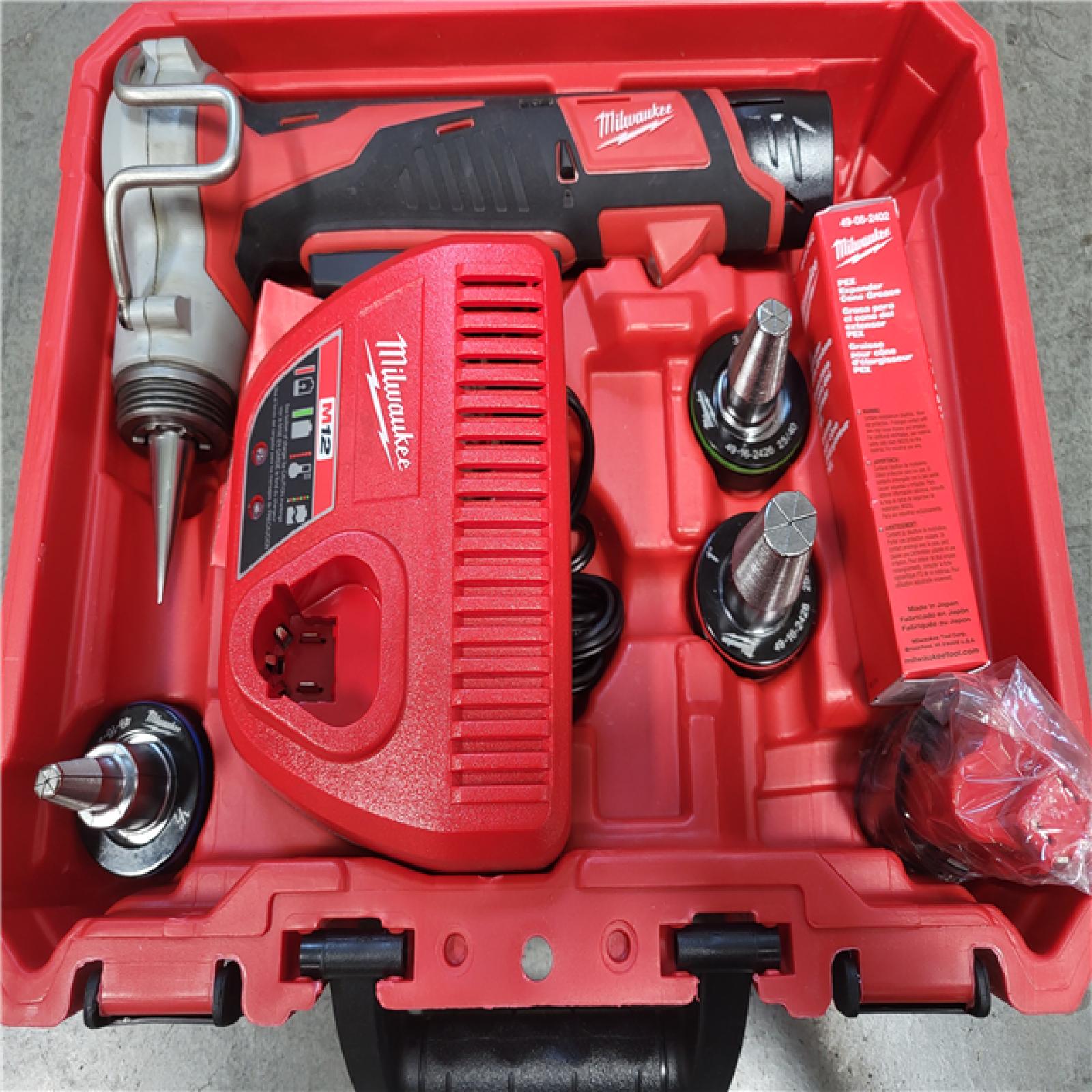 CALIFORNIA AS-IS MILWAUKEE M12 PEX EXPANDER KIT
