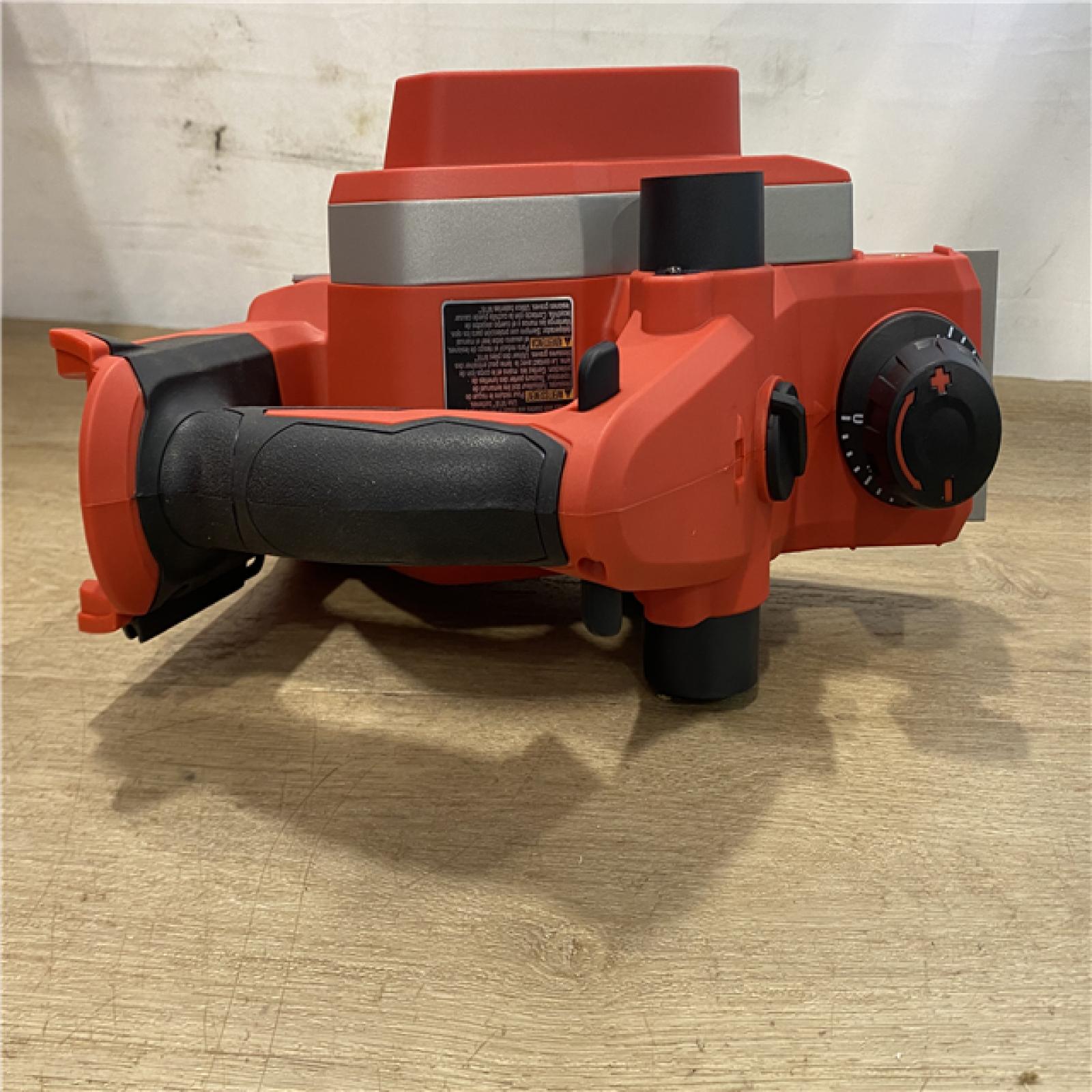 AS-IS Milwaukee 18V Lithium-Ion Cordless 3-1/4 in. Planer (Tool-Only)