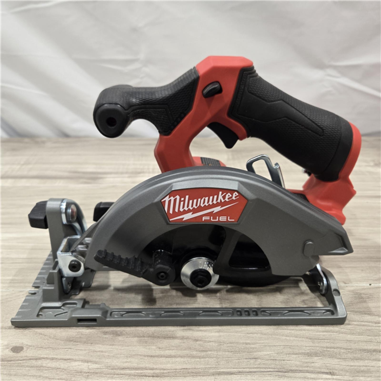 GOOD!- M12 MILWAUKEE CIRCULAR SAW