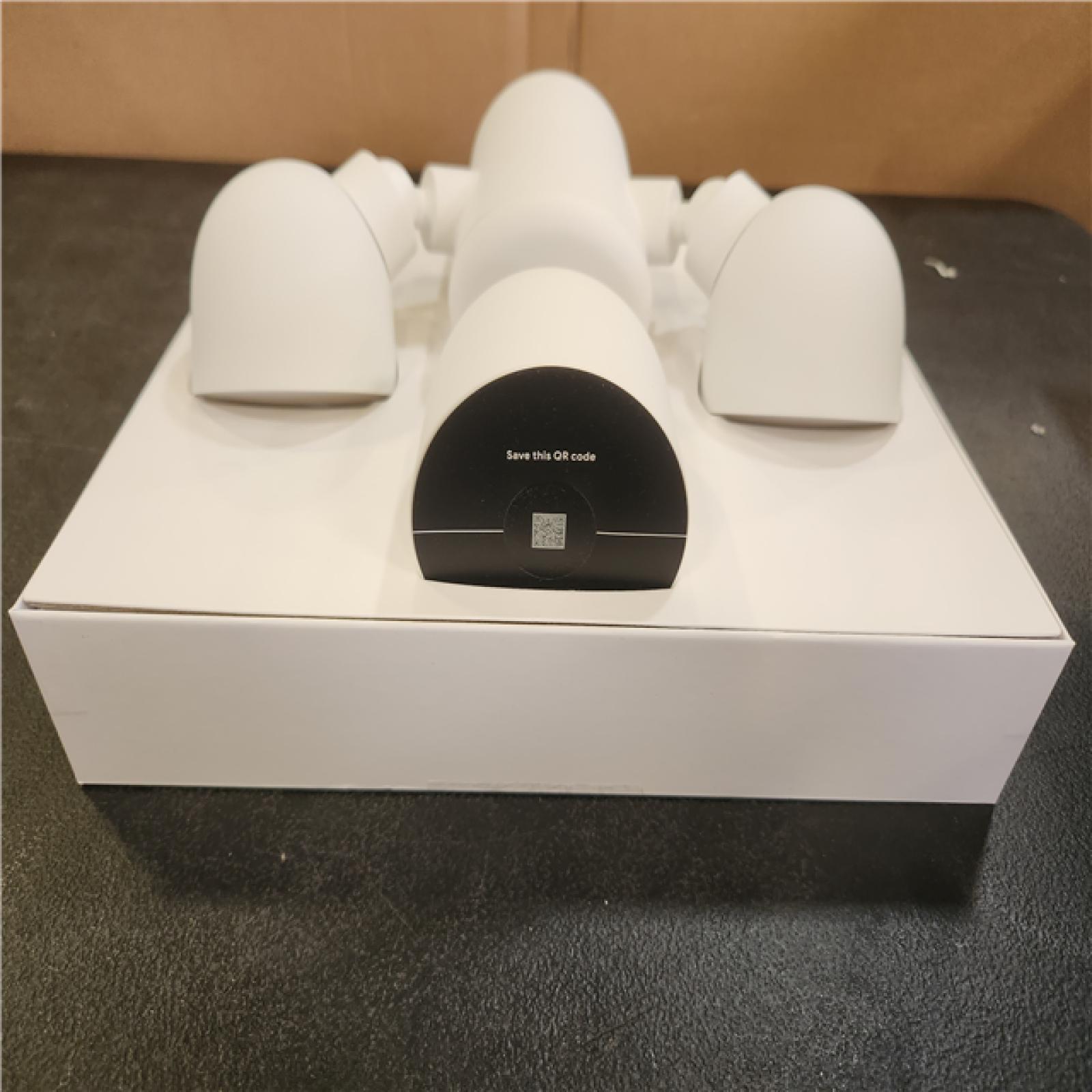 Phoenix NEW Google Nest Cam with Floodlight - Wired Outdoor Smart Home Security Camera