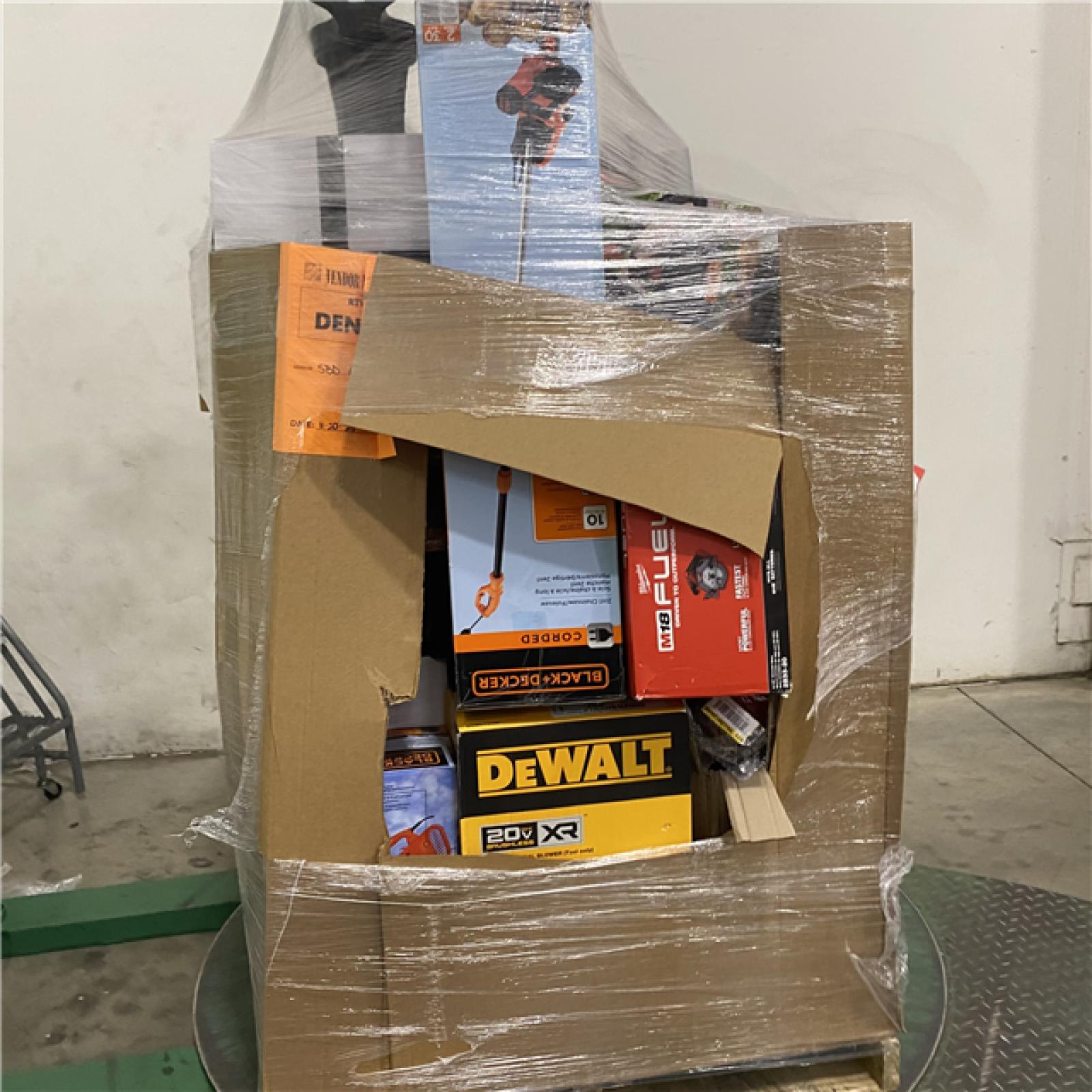 DALLAS LOCATION- AS-IS TOOLS PALLET