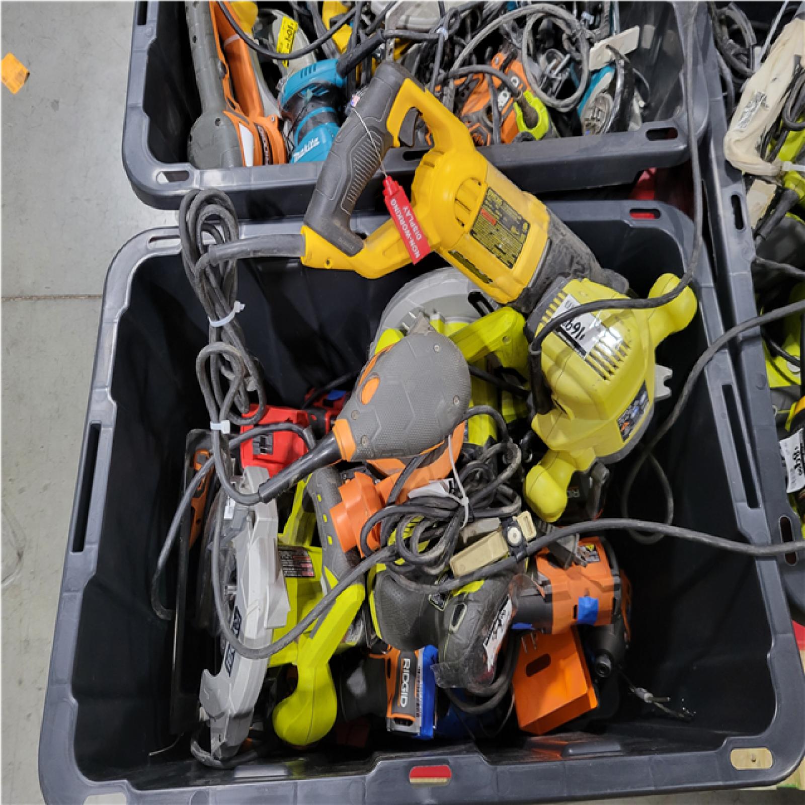 CALIFORNIA AS-IS MIXED DISPLAY TOOLS
