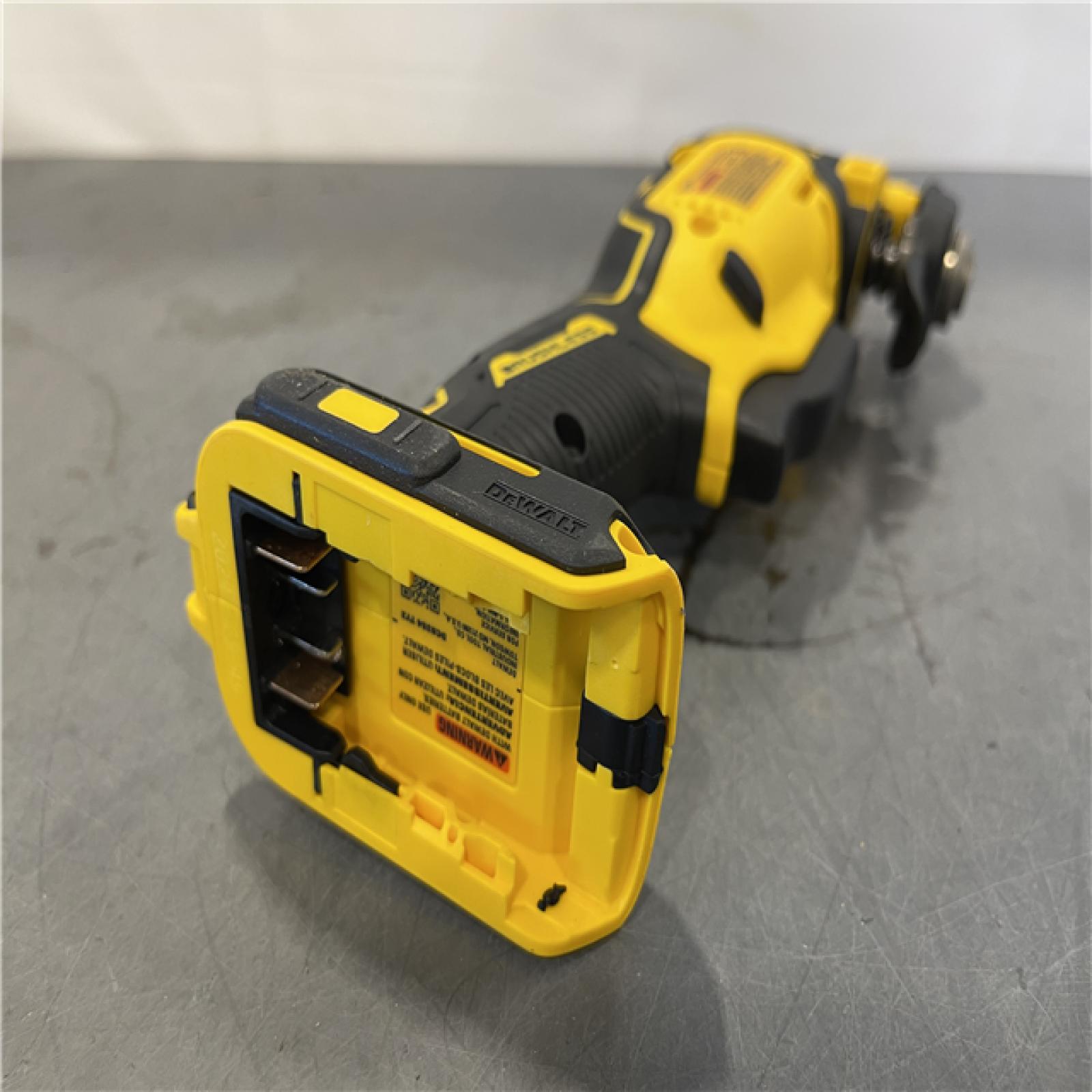 AS-IS - DEWALT ATOMIC 20V MAX Cordless Brushless Oscillating Multi Tool