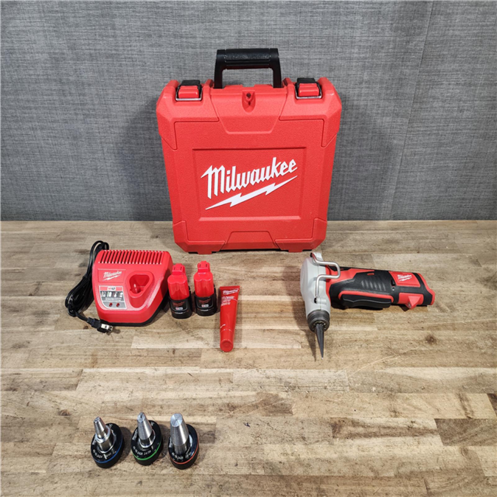 HOUSTON LOCATION - AS-IS M12 12-Volt Lithium-Ion Cordless PEX Expansion Tool Kit with (2) 1.5 Ah Batteries  (3) Expansion Heads and Hard Case