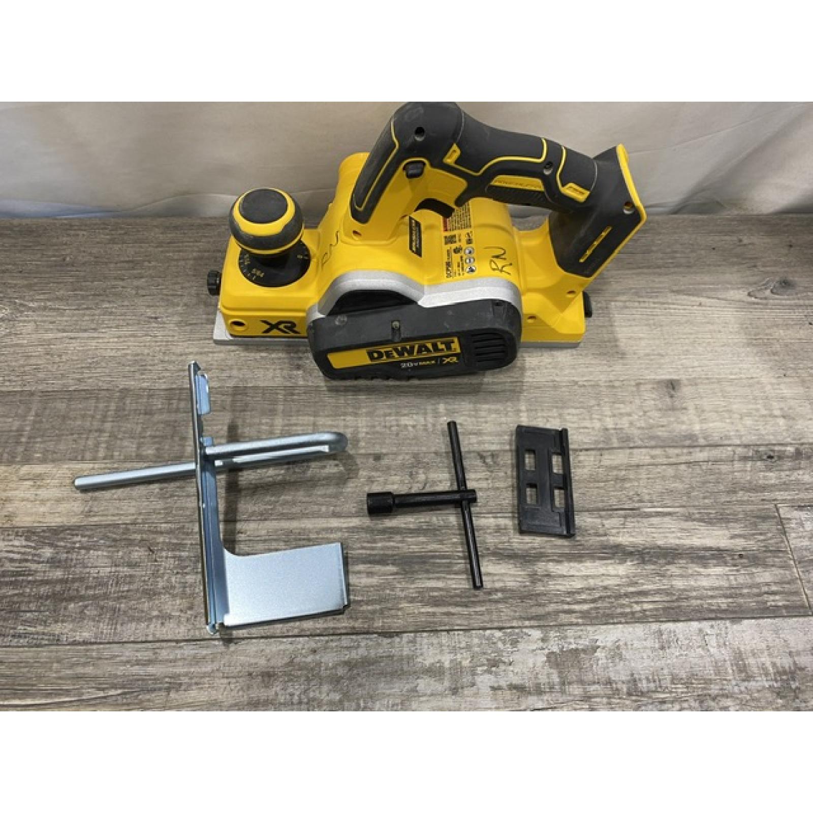 AS-IS DEWALT 20V MAX XR Cordless Brushless 3-1/4 in. Planer (Tool Only)