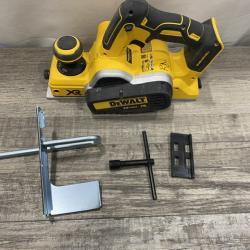 AS-IS DEWALT 20V MAX XR Cordless Brushless 3-1/4 in. Planer (Tool Only)