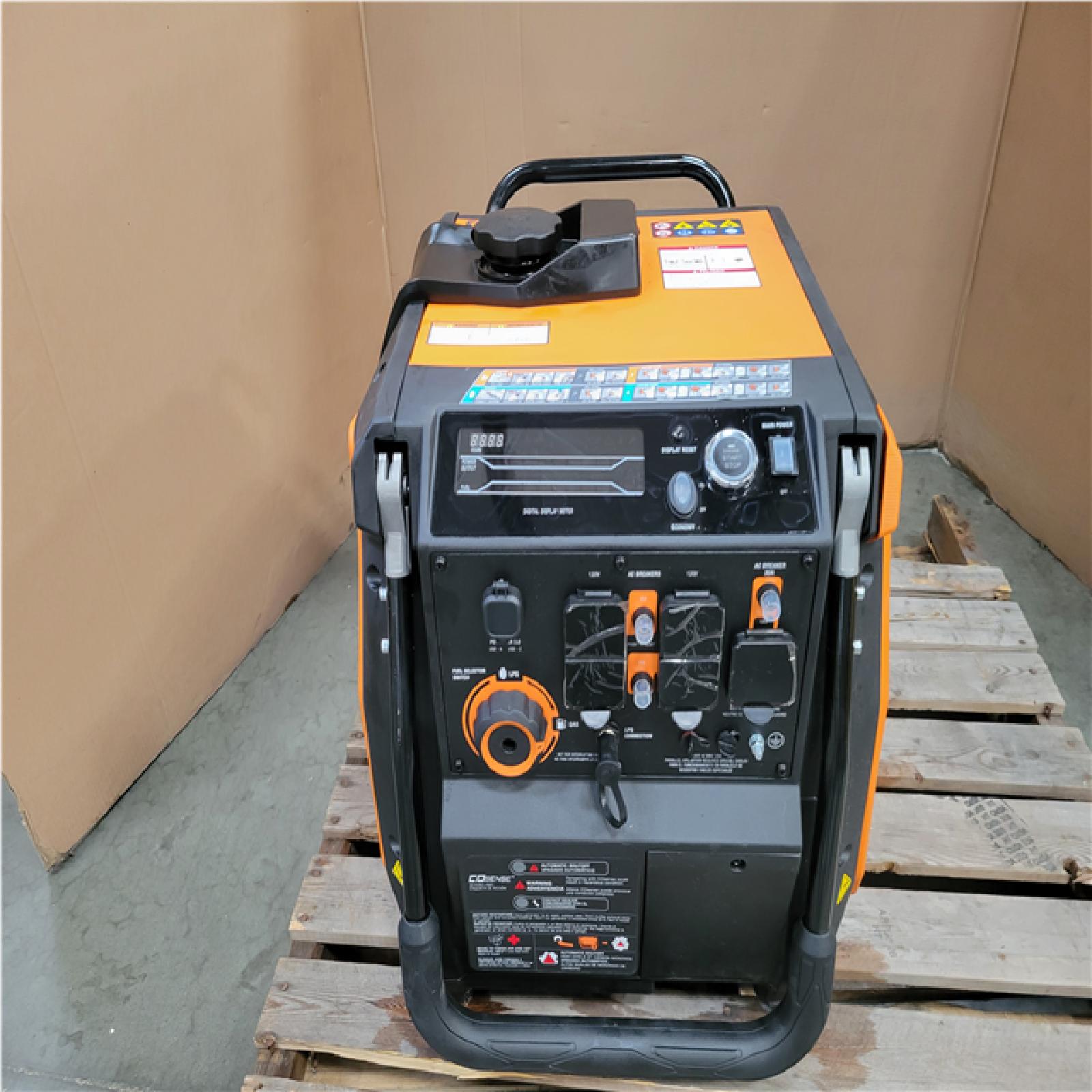 CALIFORNIA AS-IS GENERAC 5 200/3 900-WATT DUAL FUEL INVERTER GENERATOR