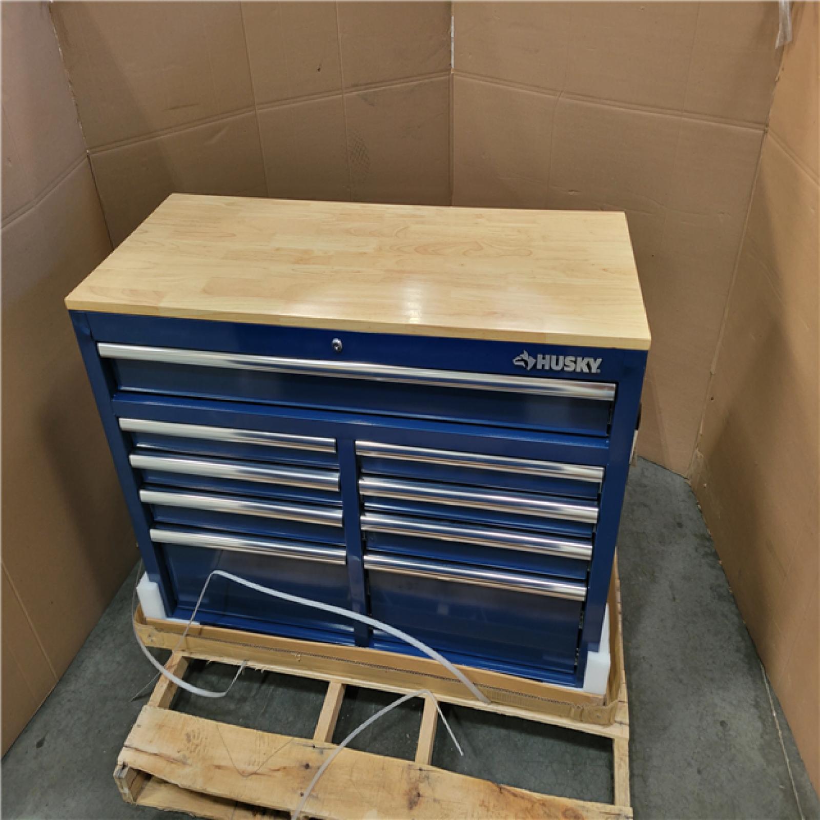 CALIFORNIA AS-IS HUSKY 46 in. 9-DRAWER MOBILE WORK BENCH