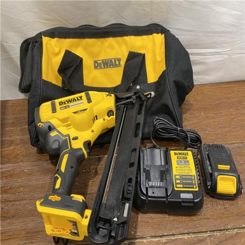AS-IS DEWALT 20V MAX XR 15 Ga. Cordless 34 Deg Nailer 20 V