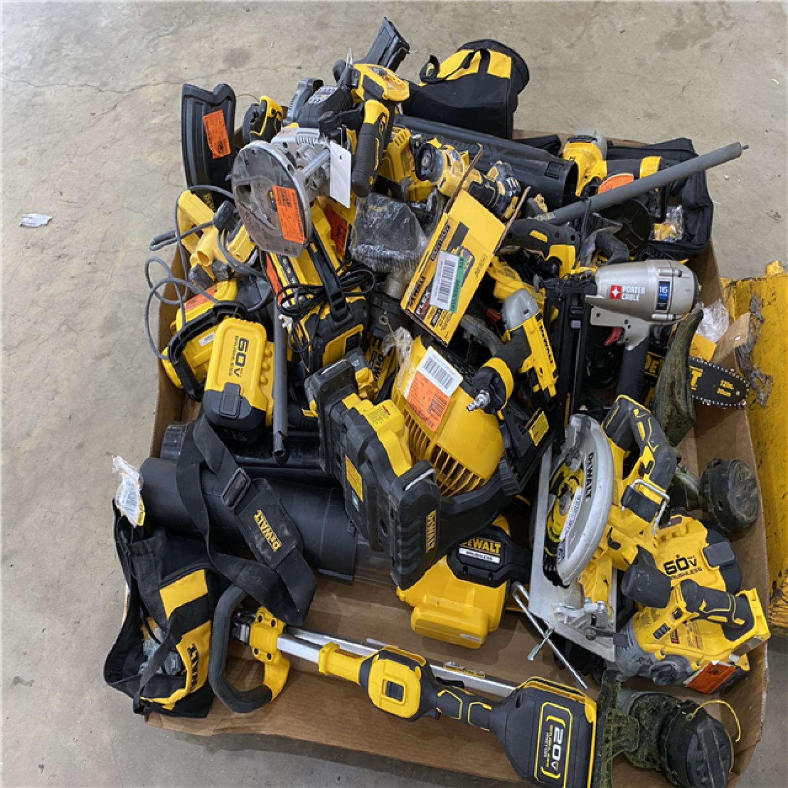 Houston Location AS IS - Tool Pallet