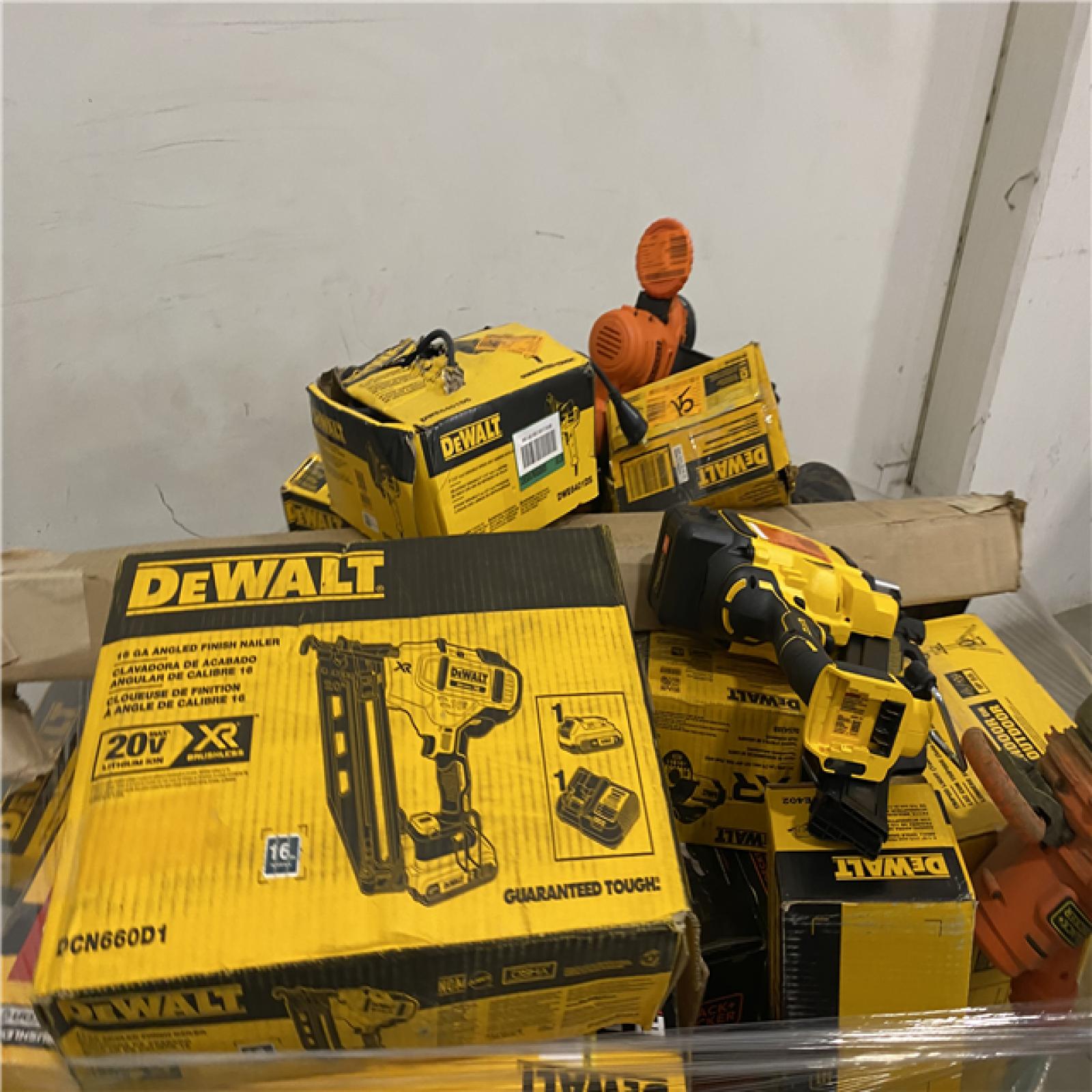 Dallas Location - As-Is DEWALT Tool Pallet