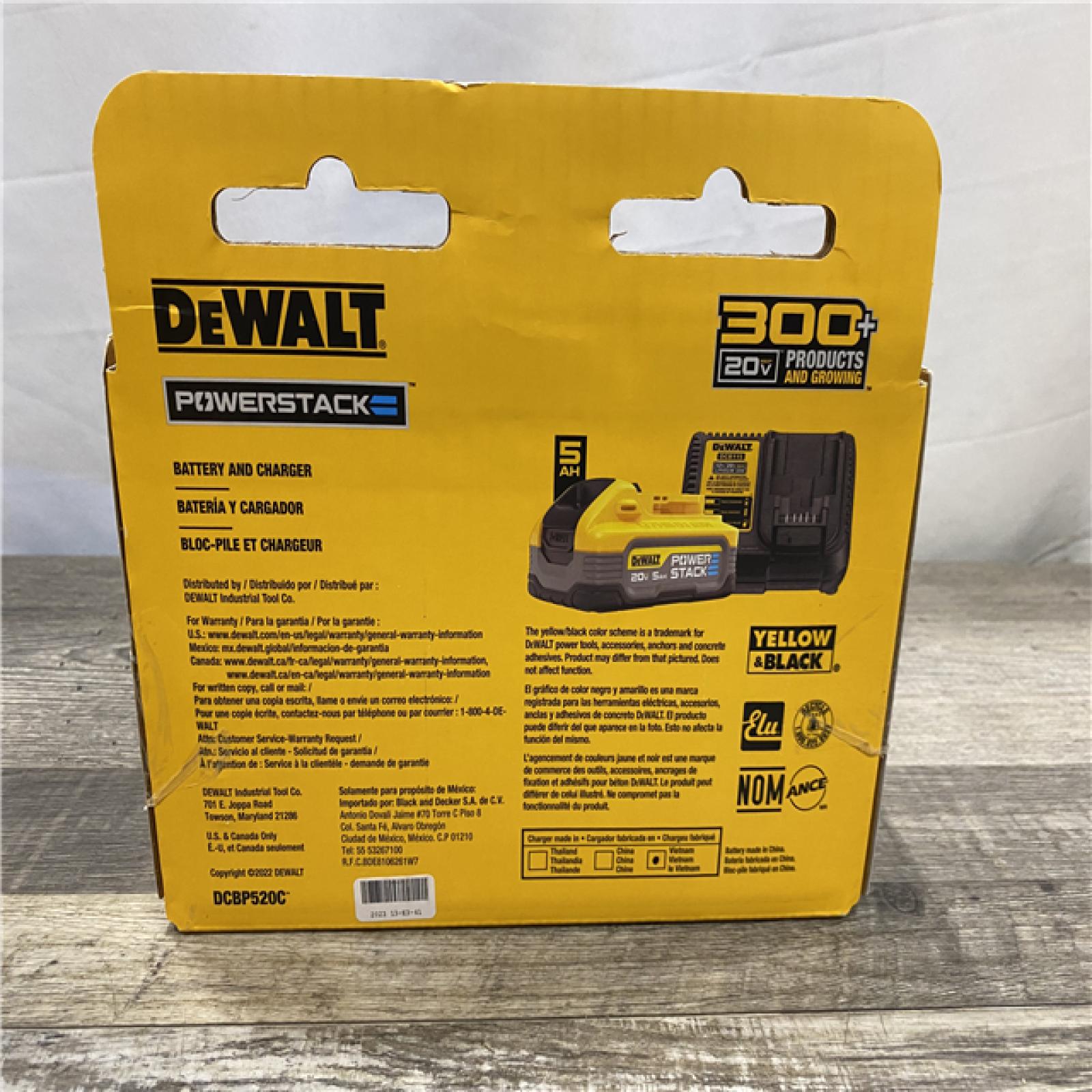 NEW - DEWALT 20V MAX XR POWERSTACK Lithium-Ion Battery Starter Kit with 5.0Ah Battery and Charger