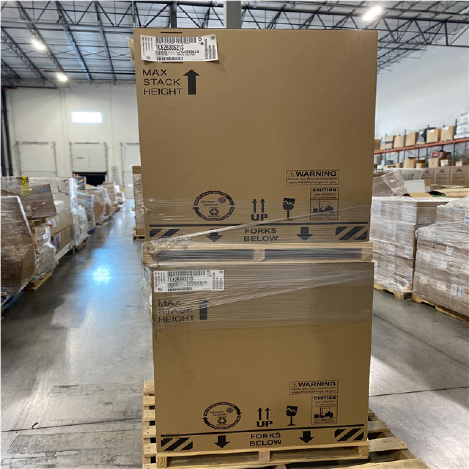 DALLAS LOCATION- AS-IS JOHNSON CONTROLS 2.5 TON 1-STAGE SEER2 AC TCE2B30S21S (2 UNITS)