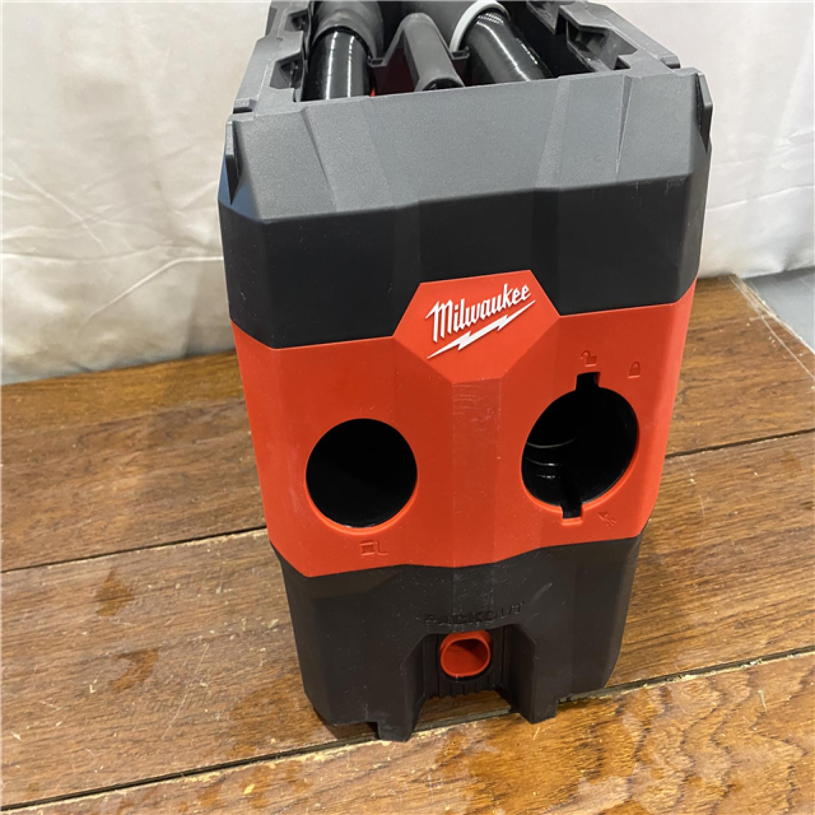 AS-IS Compact Debris Separator,2.5gal,Poly