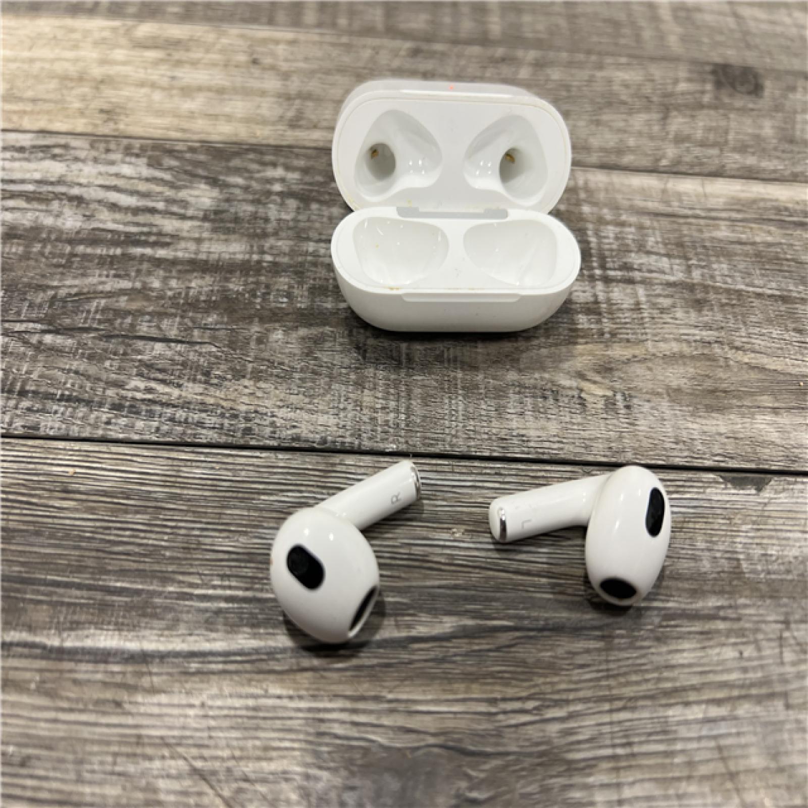 AS-IS AirPods (3rd Generation) with Lightning Charging Case