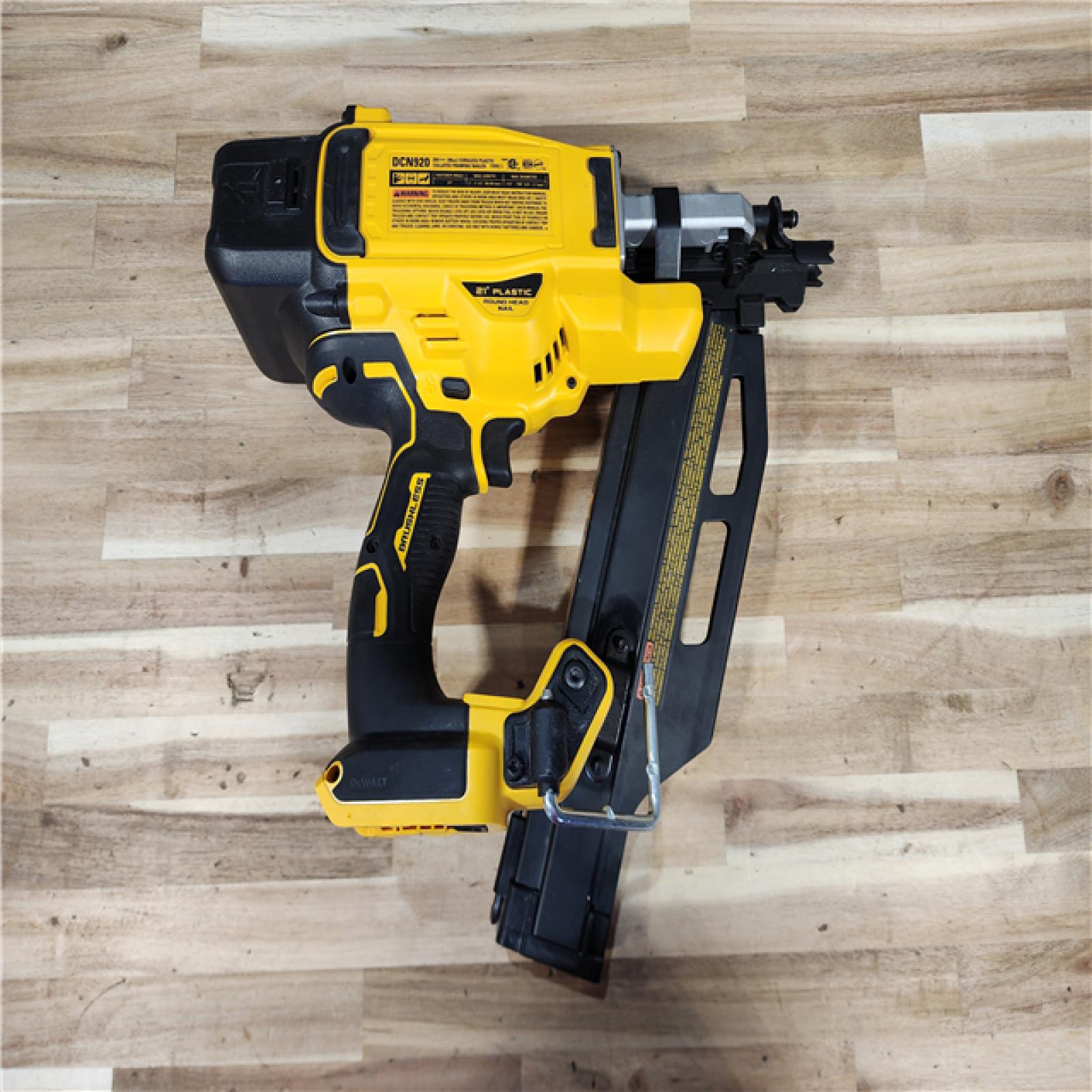 HOUSTON LOCATION - AS-IS DEWALT 20-Volt 21° Cordless Framing Nailer (Tool-Only)