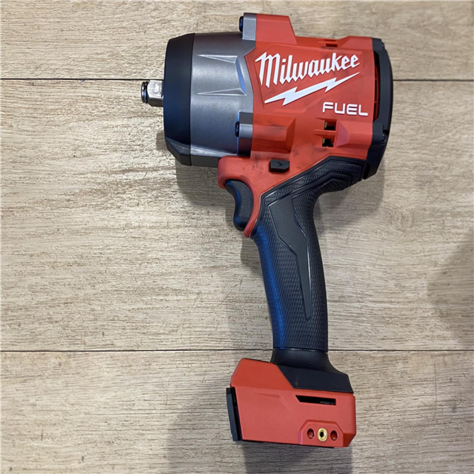 AS-IS Milwaukee FUEL 18V Lithium-Ion Brushless Cordless 1/2 in. Impact Wrench w/Friction Ring Kit