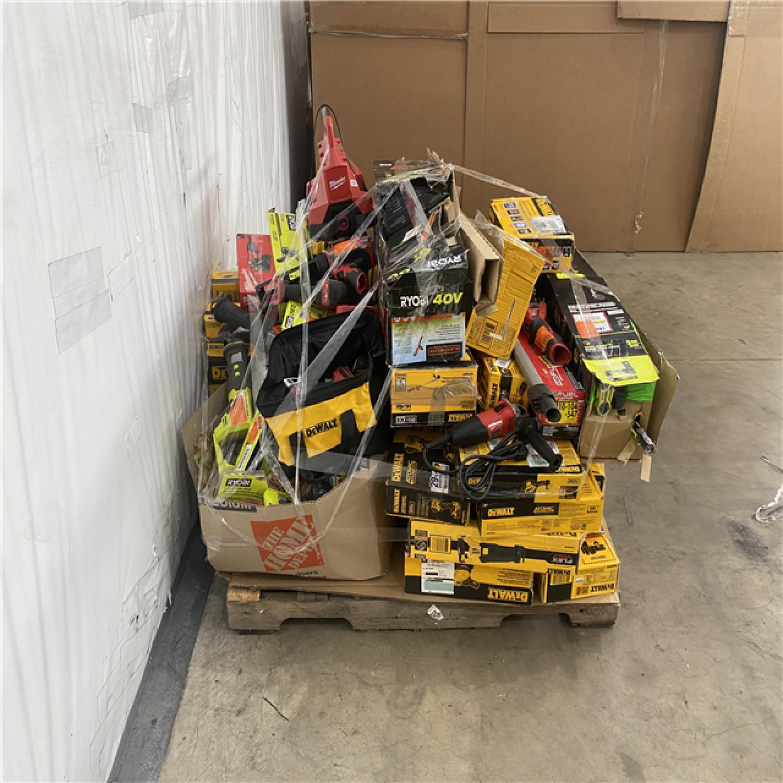 Houston Location AS IS - Tool Pallet