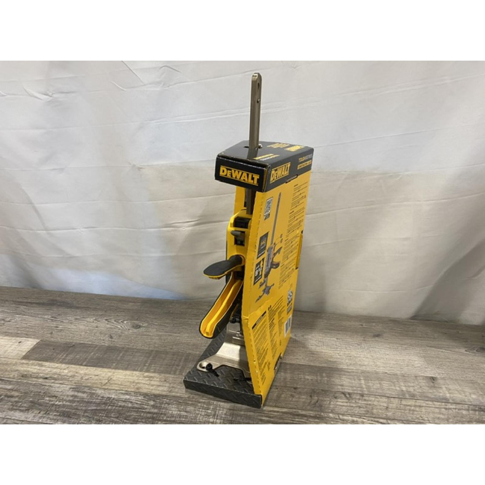 NEW - DEWALT Toughseries Construction Jack Set (1-Piece)