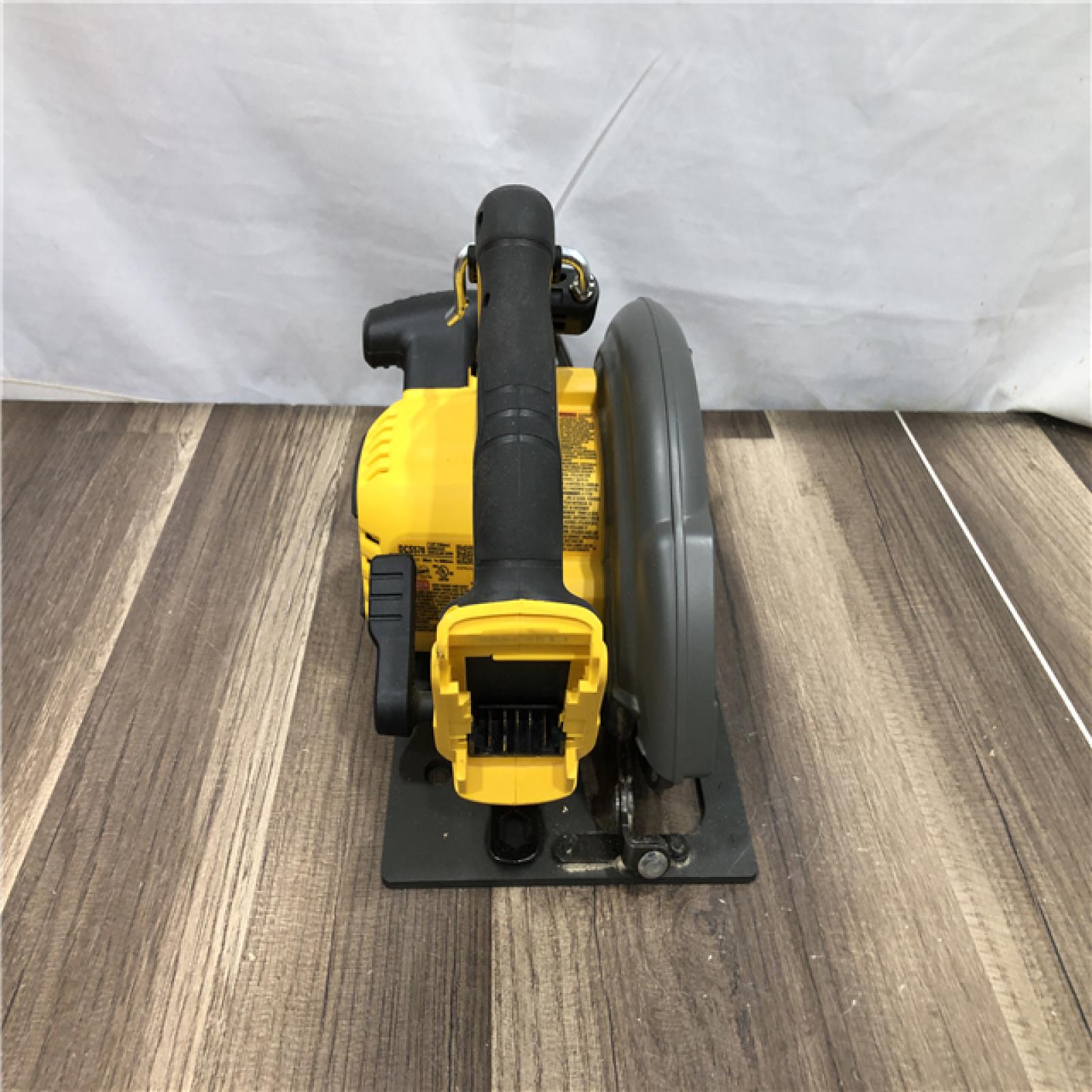 AS-IS DEWALT FLEXVOLT 60V MAX Cordless Brushless 7-1/4 in. Circular Saw with Brake (Tool Only)