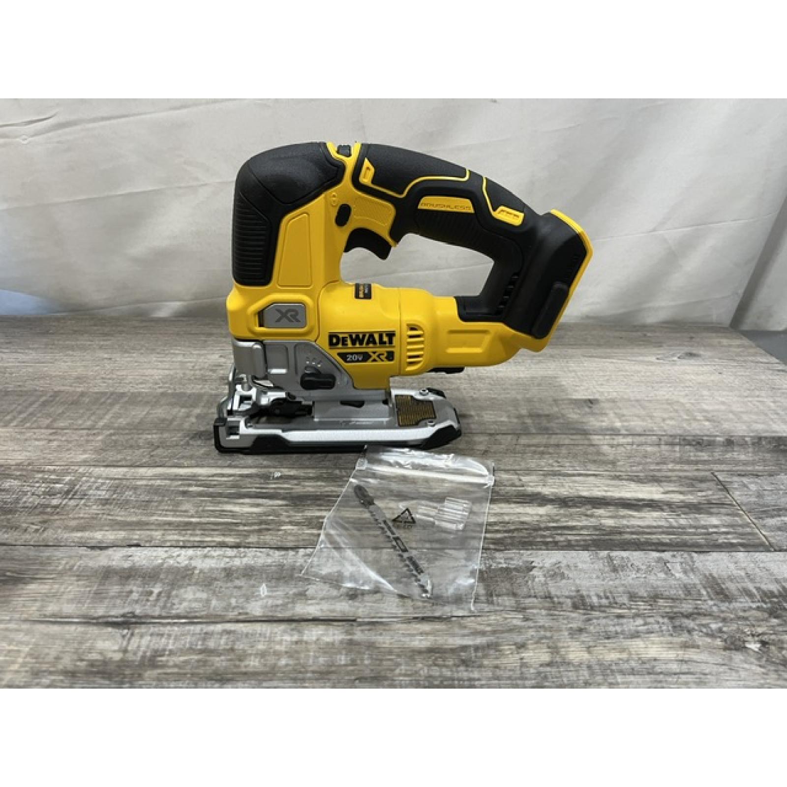 NEW - DEWALT 20V MAX XR Cordless Brushless Jigsaw (Tool Only)
