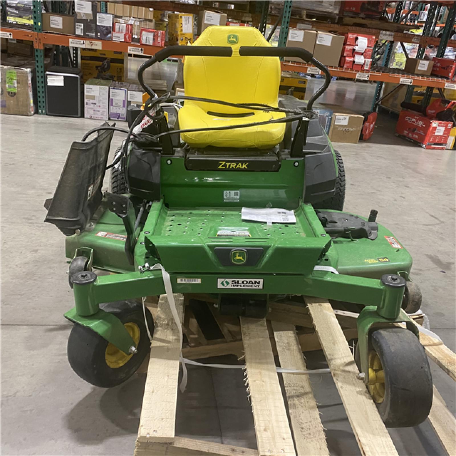 Dallas Location - As-Is John Deere Z325E 48 in. 24 HP Gas Dual Hydrostatic Zero Turn Riding Lawn Mower