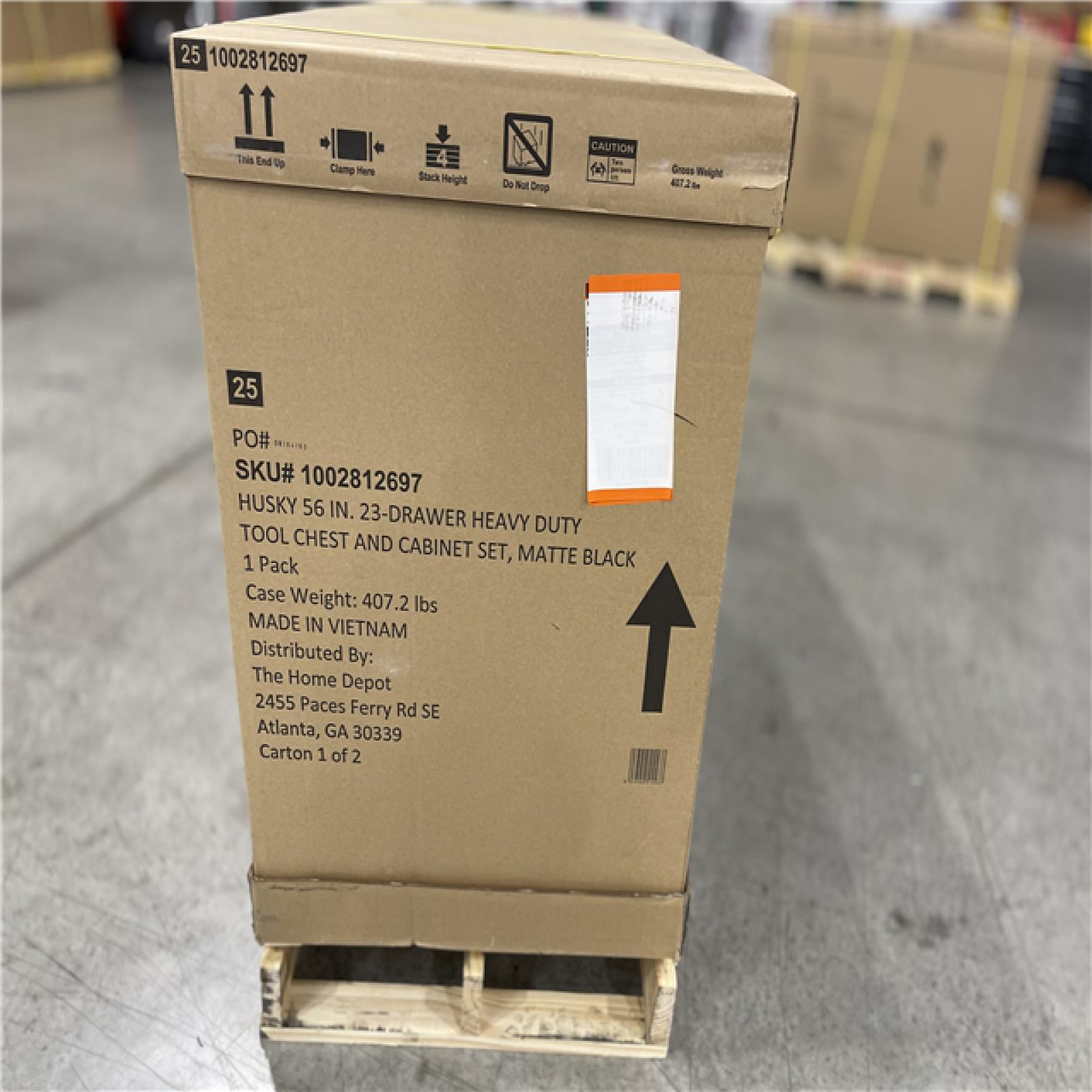 DALLAS LOCATION - Husky 56 in. W x 22 in. D Heavy Duty 12-Drawer Combination Rolling Tool Chest