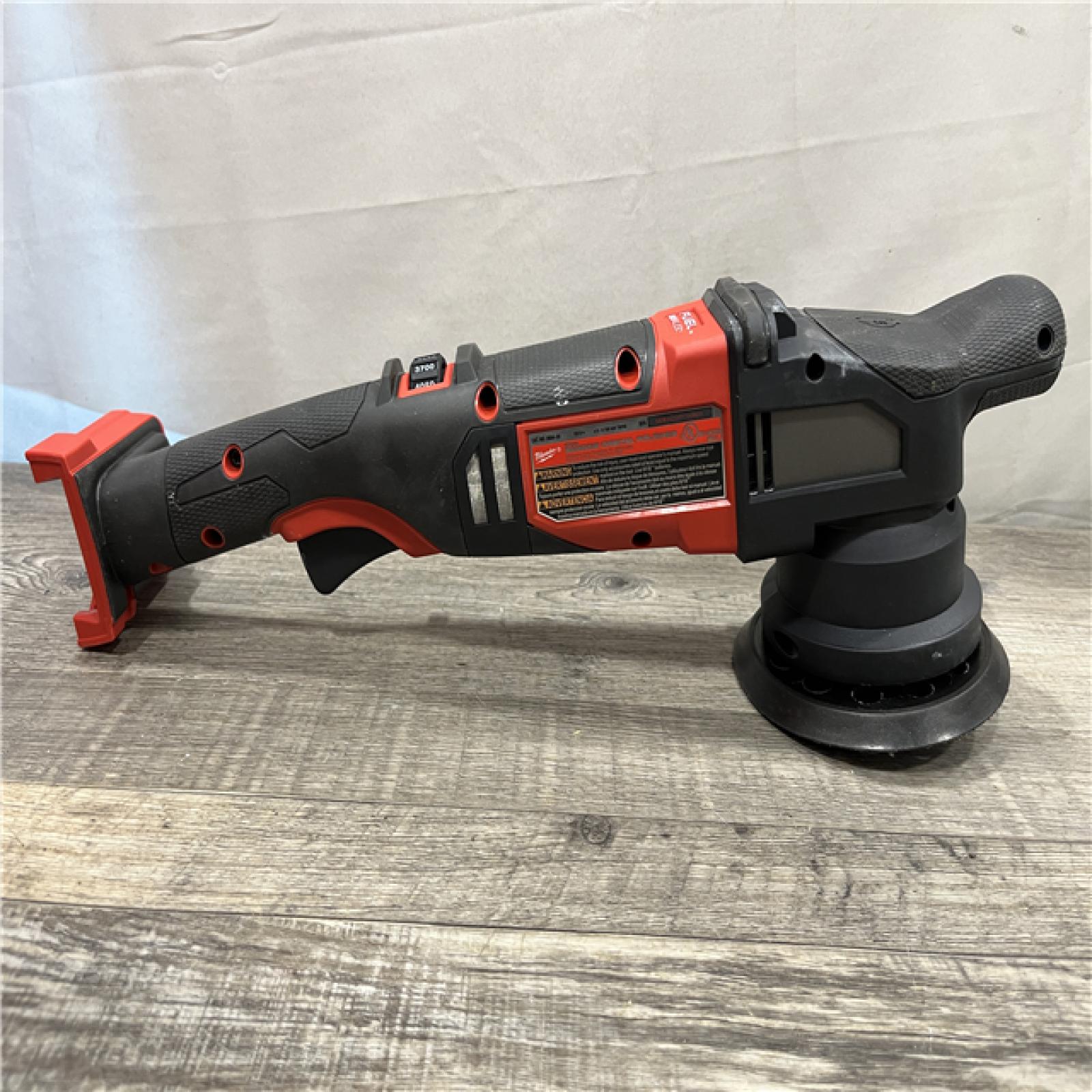 AS-IS Milwaukee FUEL18V Lithium-Ion Brushless Cordless 15MM DA Polisher (Tool-Only)