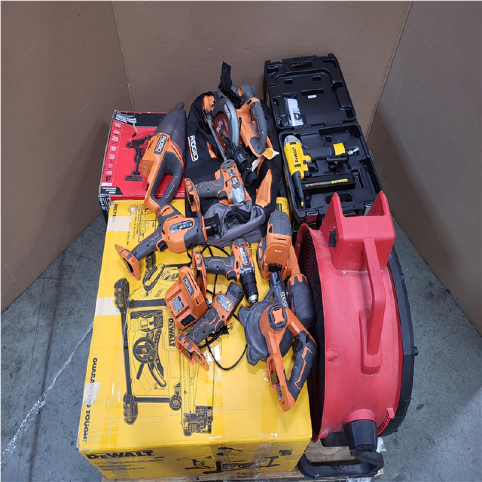 CALIFORNIA AS-IS TOOL PALLET