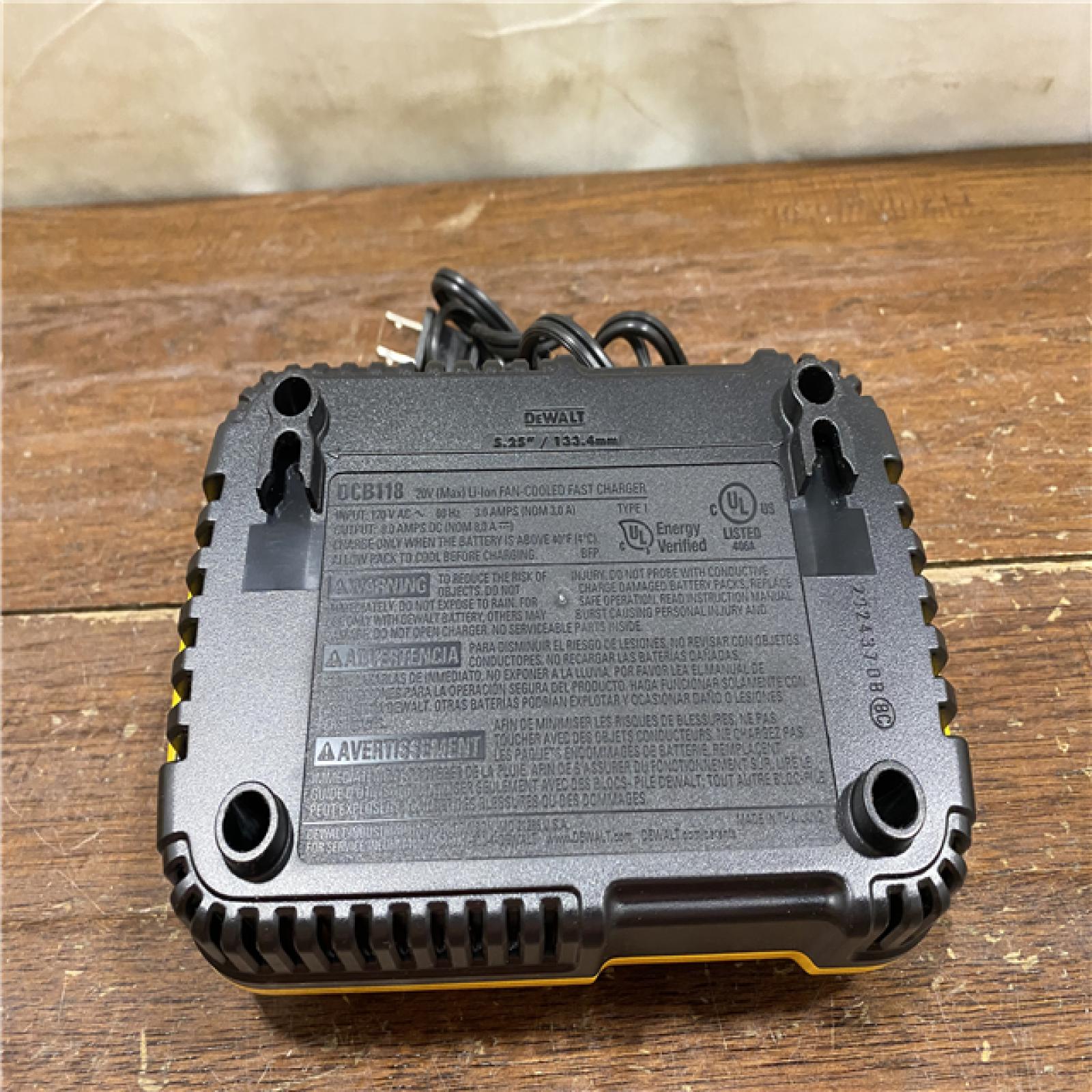 AS-IS DeWalt 20V Max Fan-Cooled Fast Charger DCB118