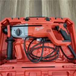 AS-IS Milwaukee 1 in. SDS Plus D-Handle Rotary Handle w/ Case