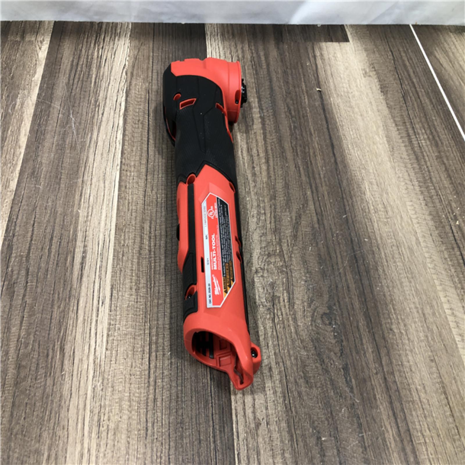 AS-IS Milwaukee M12 FUEL 12V Lithium-Ion Cordless Oscillating Multi-Tool (Tool-Only)